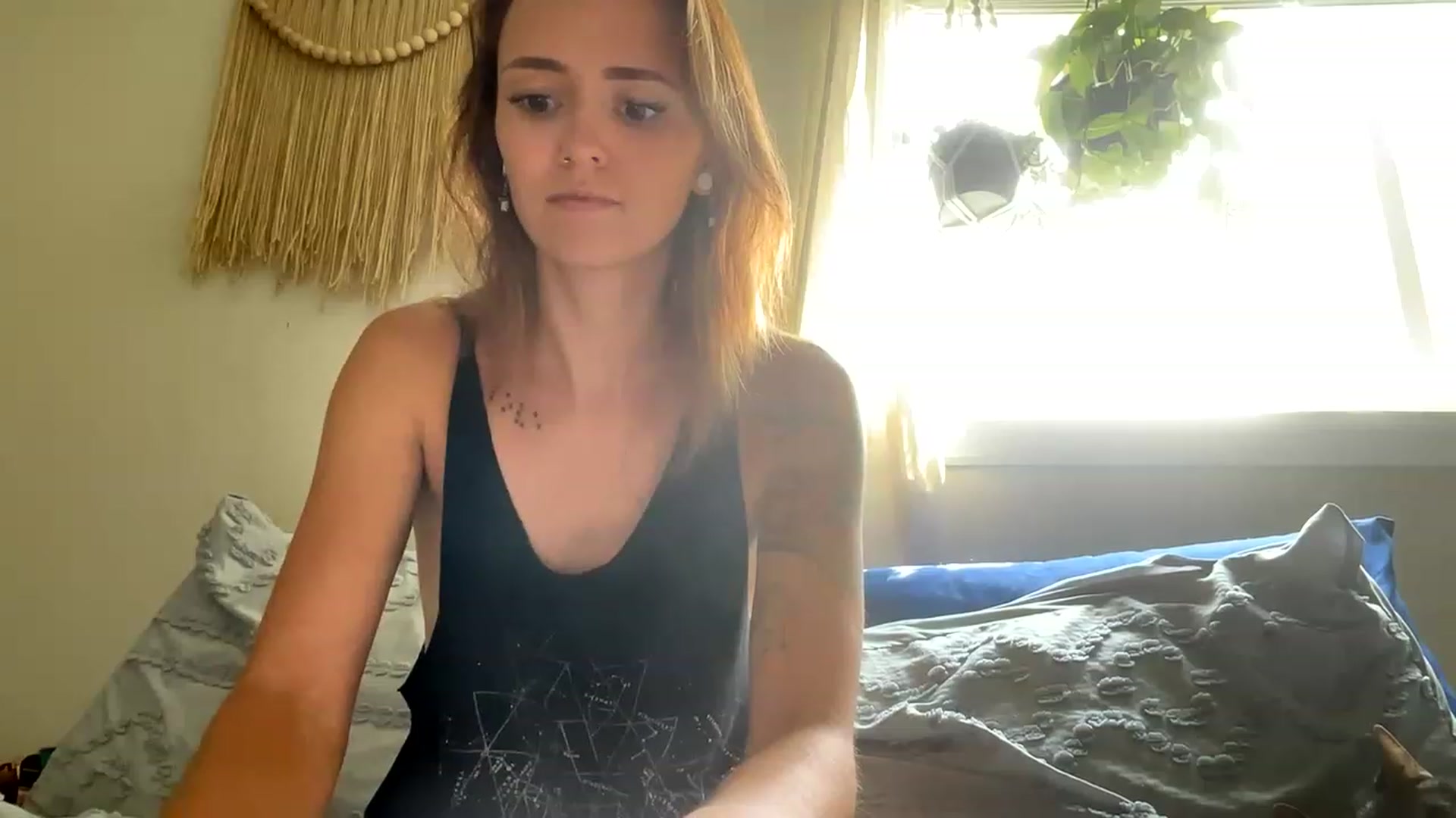Gallery image thumbnail from Plantbabeee's myfreecams stream on, 06/08/2023, 19:54 image 4 of 20