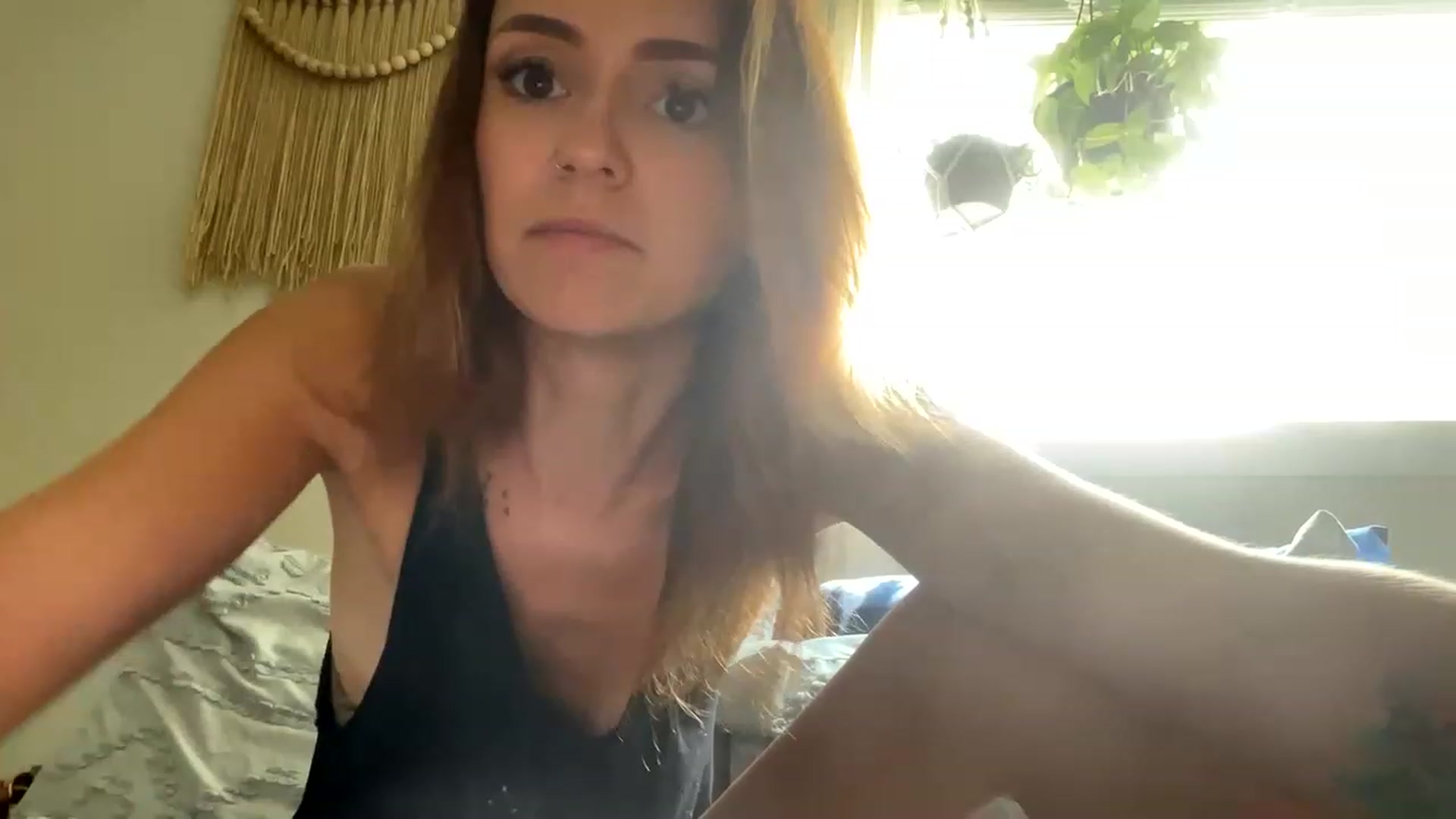 Gallery image thumbnail from Plantbabeee's myfreecams stream on, 06/08/2023, 19:54 image 12 of 20