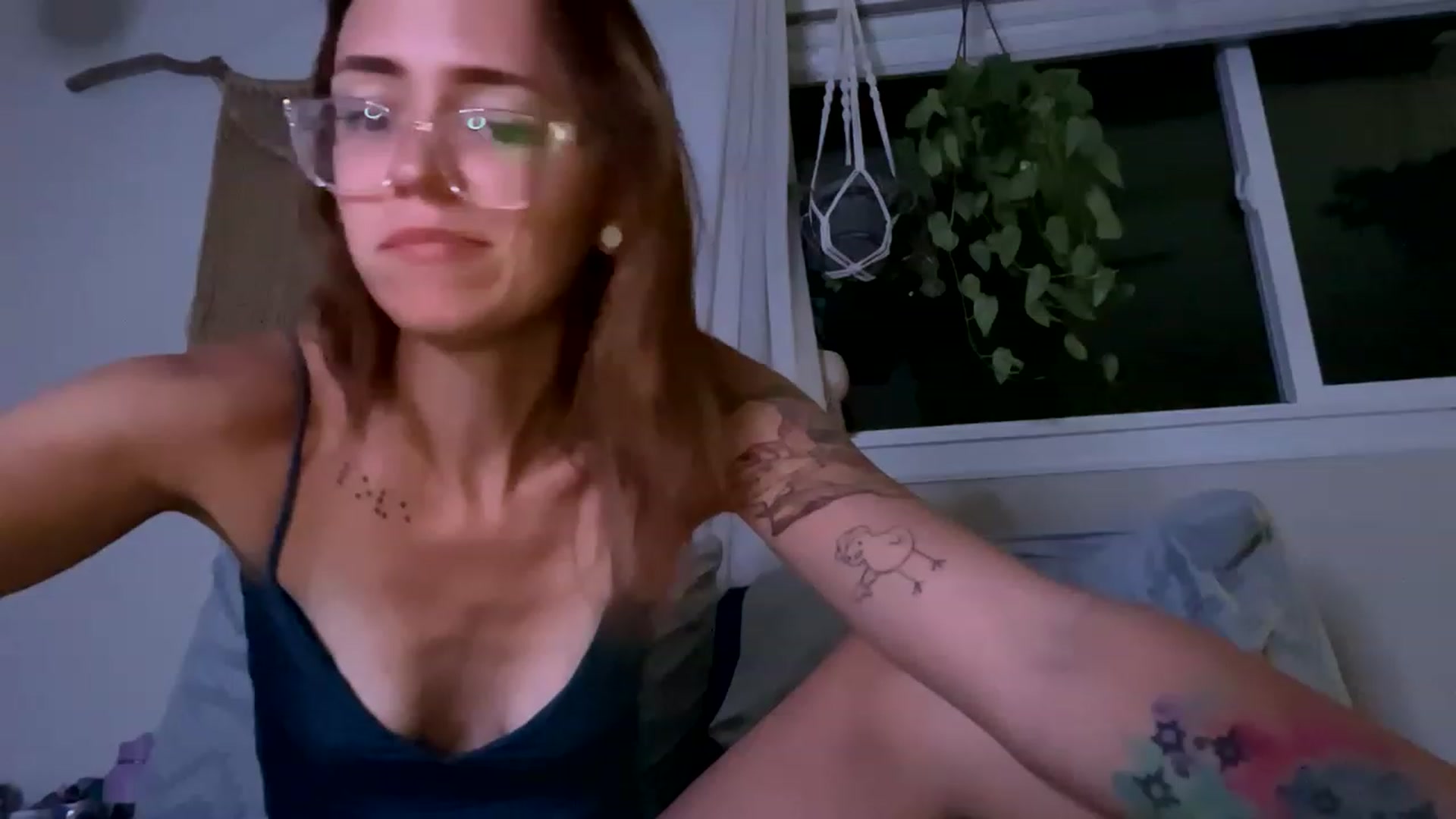 Gallery image thumbnail from Plantbabeee's myfreecams stream on, 06/12/2023, 03:33 image 18 of 20