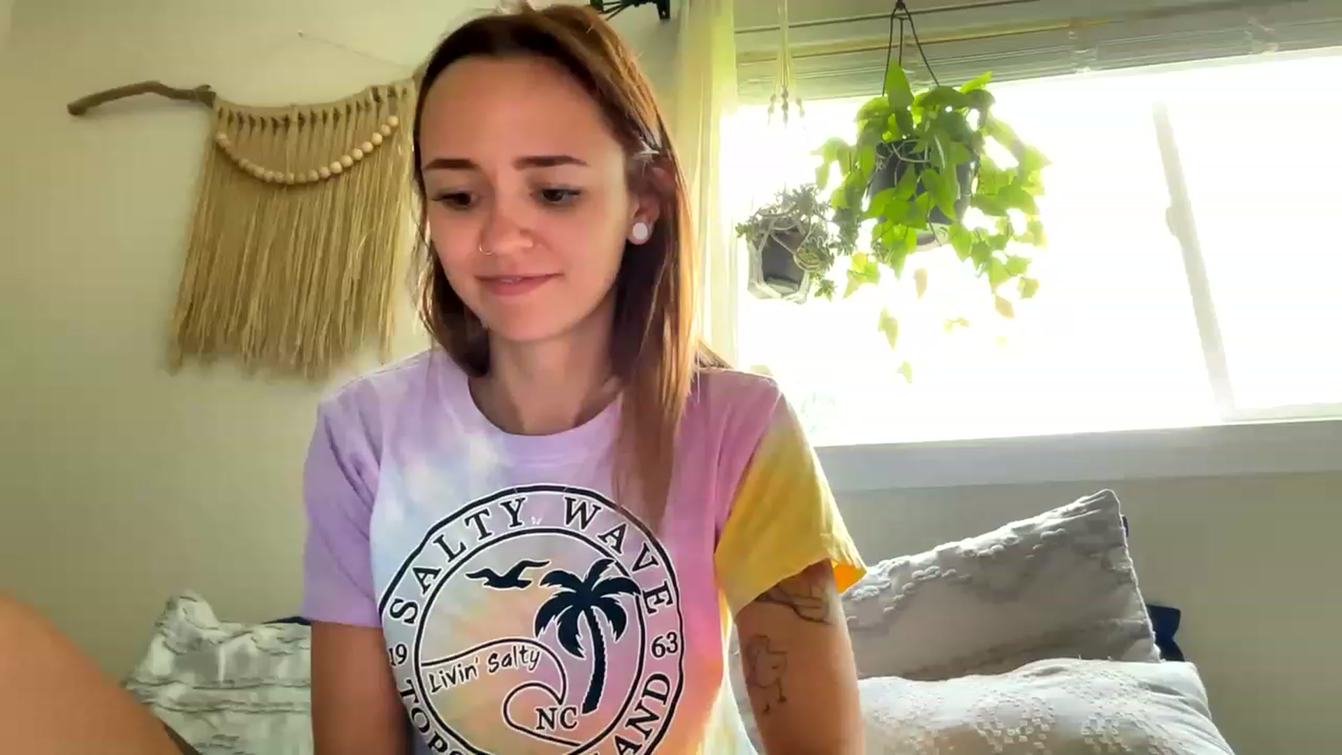 Gallery image thumbnail from Plantbabeee's myfreecams stream on, 06/15/2023, 16:51 image 5 of 20