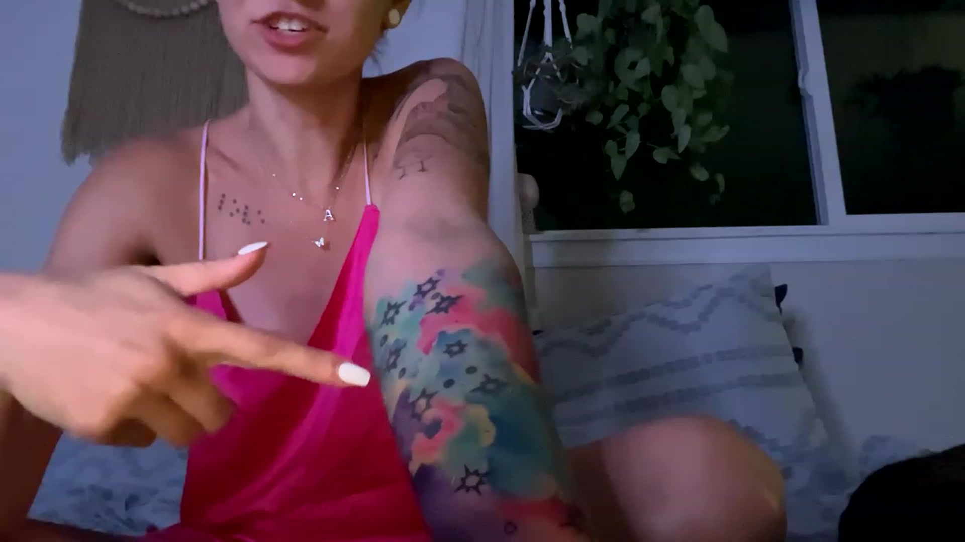 Gallery image thumbnail from Plantbabeee's myfreecams stream on, 06/18/2023, 05:31 image 6 of 20