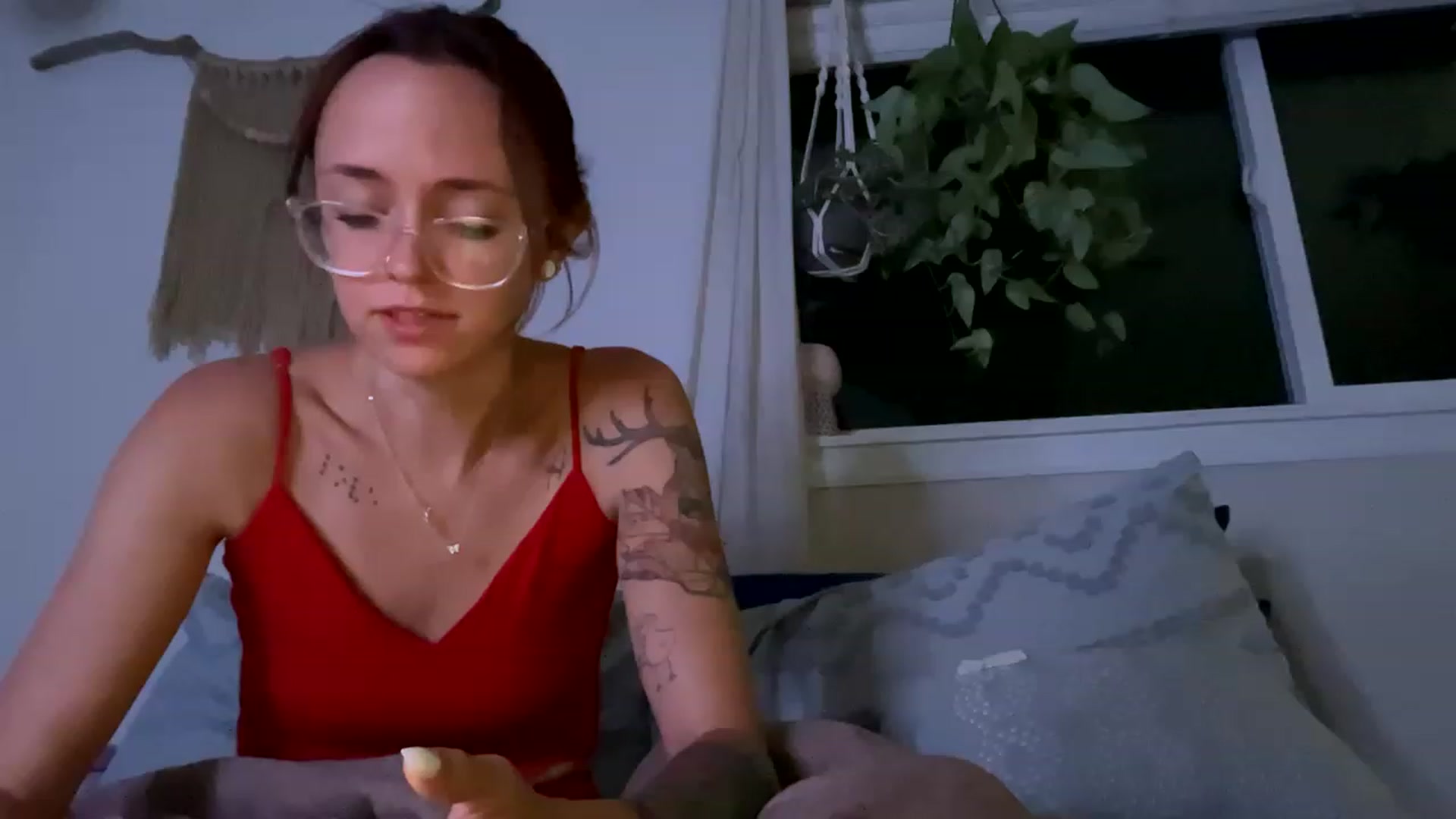 Gallery image thumbnail from Plantbabeee's myfreecams stream on, 06/21/2023, 03:12 image 9 of 20