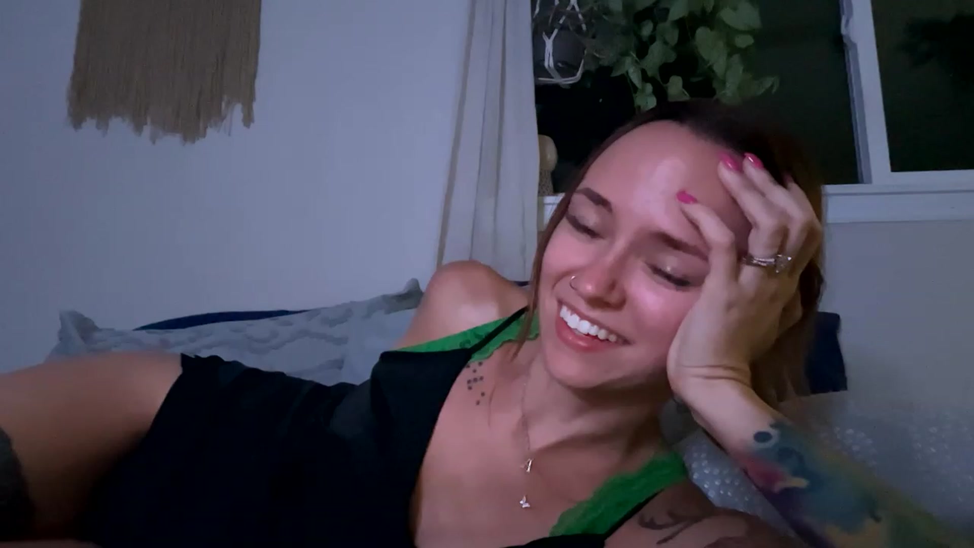 Gallery image thumbnail from Plantbabeee's myfreecams stream on, 06/27/2023, 04:53 image 2 of 20