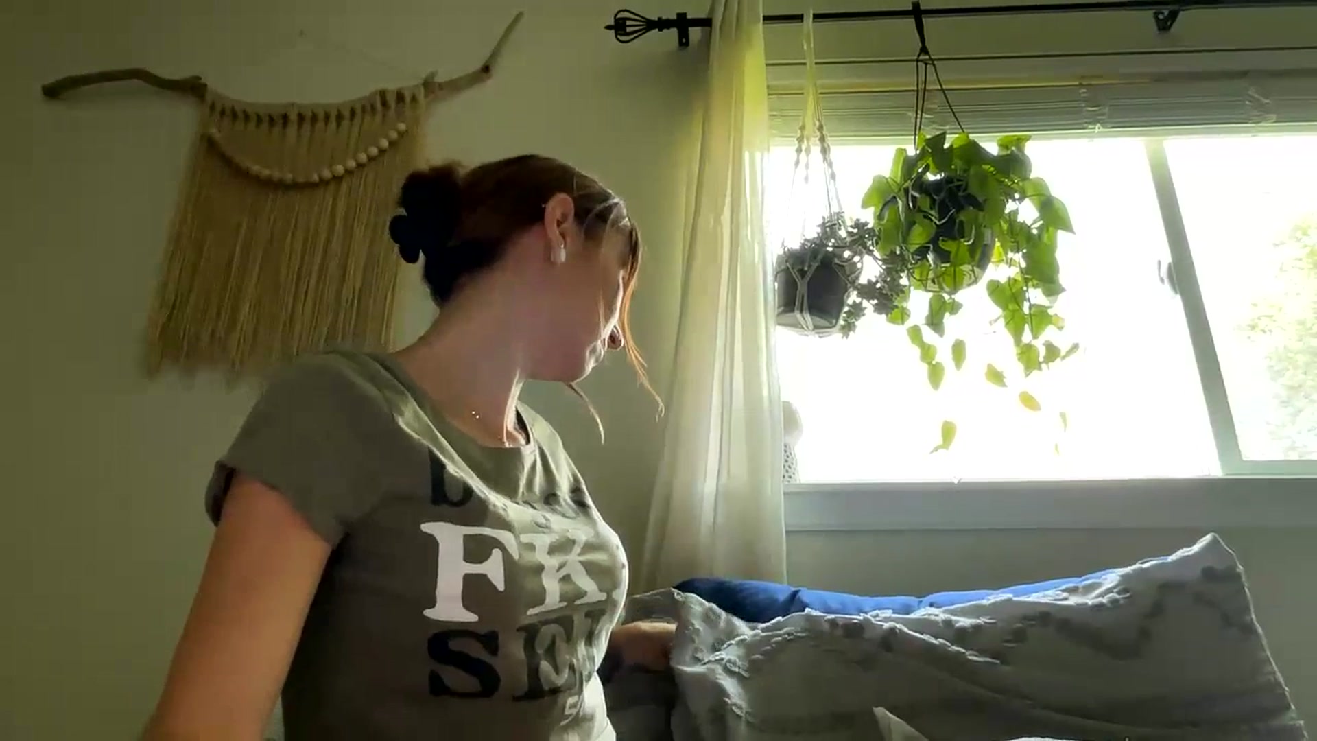 Gallery image thumbnail from Plantbabeee's myfreecams stream on, 06/29/2023, 17:15 image 5 of 20