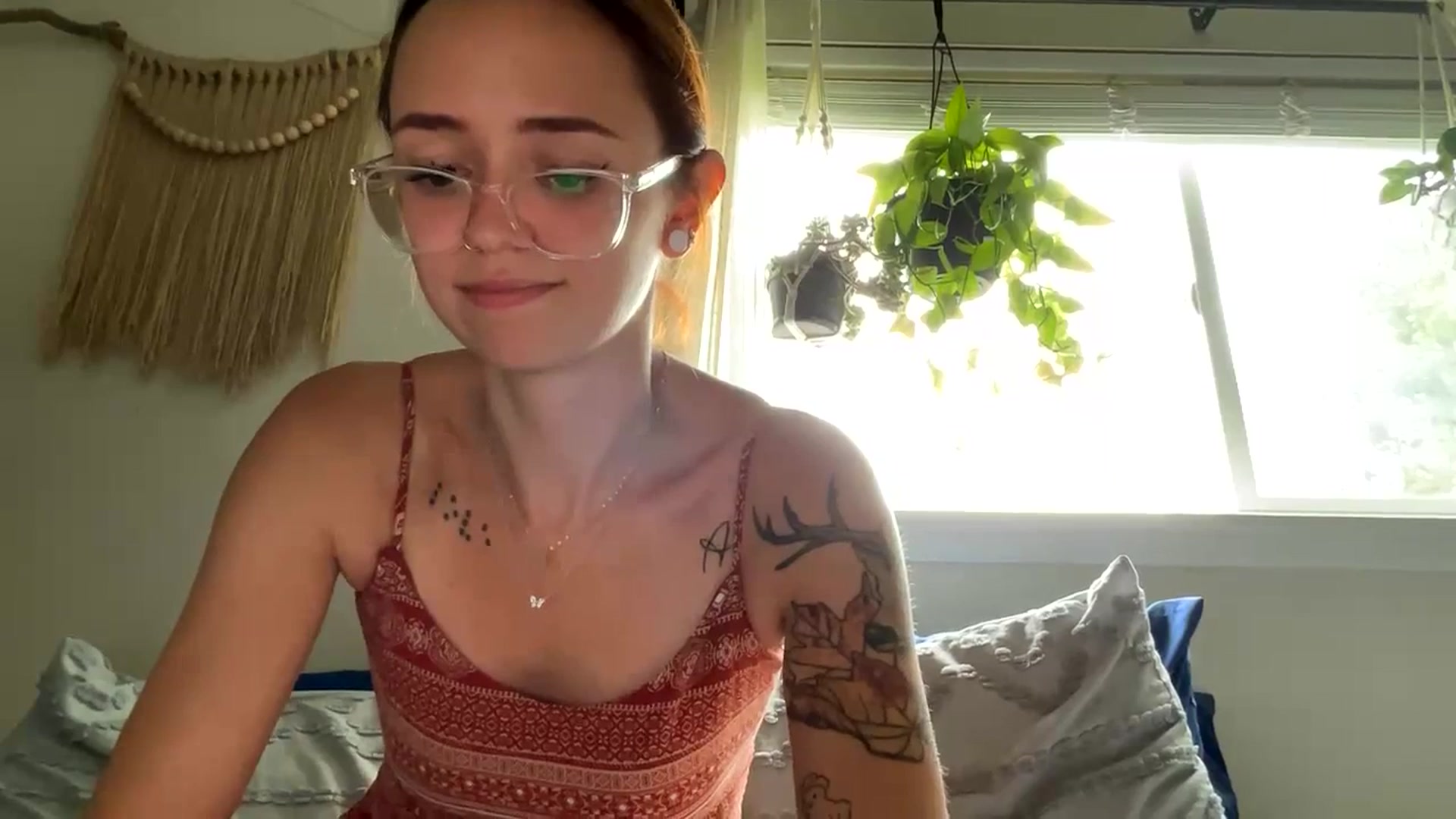 Gallery image thumbnail from Plantbabeee's myfreecams stream on, 06/30/2023, 18:38 image 3 of 20