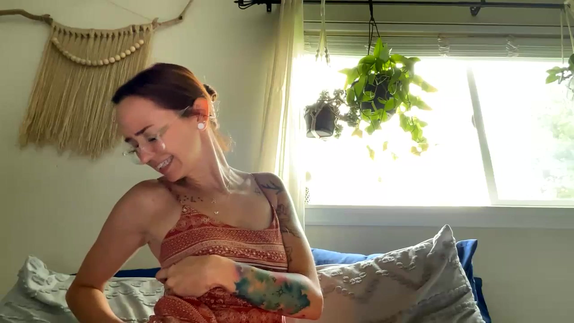 Gallery image thumbnail from Plantbabeee's myfreecams stream on, 06/30/2023, 18:38 image 2 of 20