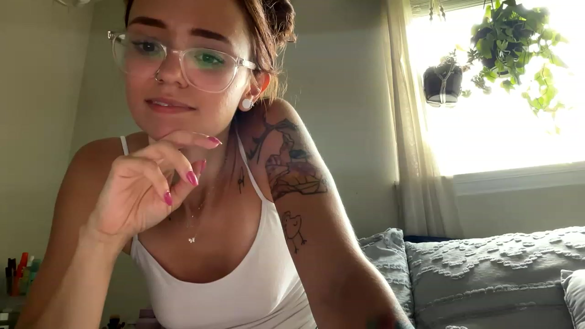 Gallery image thumbnail from Plantbabeee's myfreecams stream on, 07/05/2023, 17:48 image 7 of 20