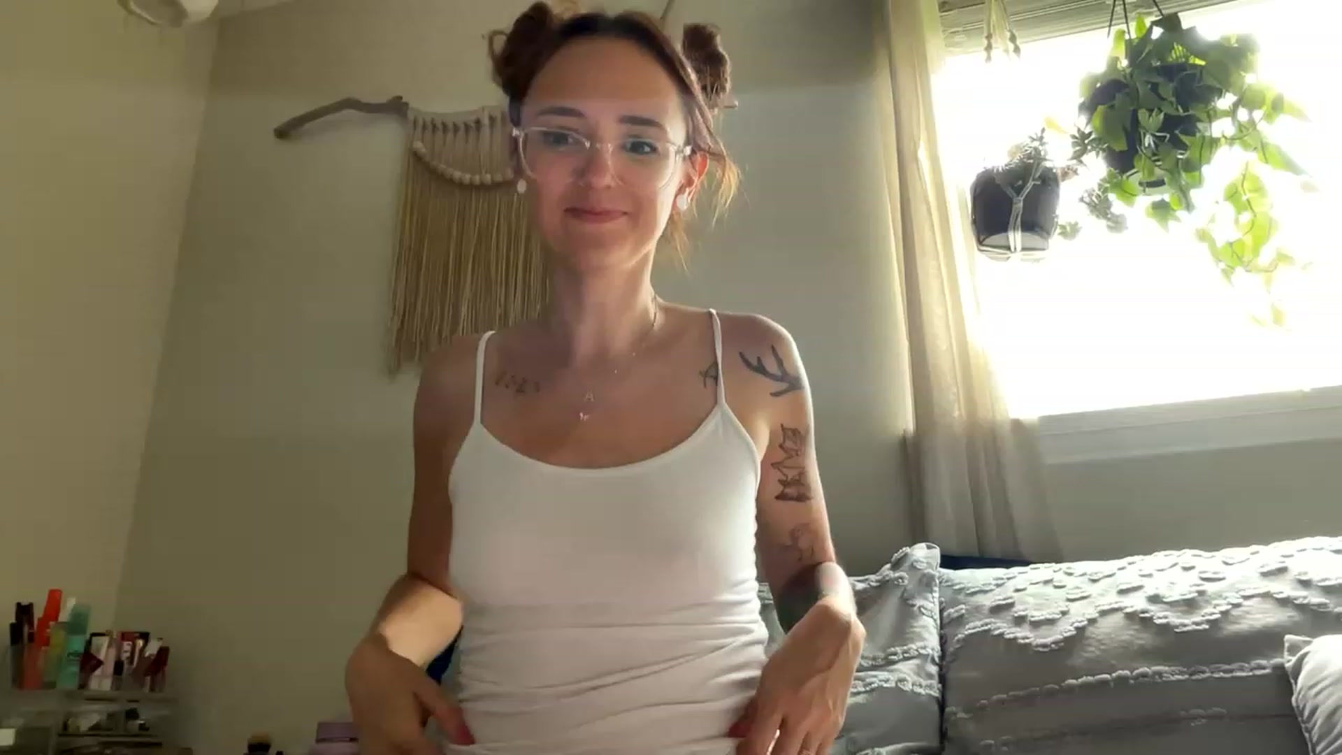 Gallery image thumbnail from Plantbabeee's myfreecams stream on, 07/05/2023, 17:48 image 16 of 20