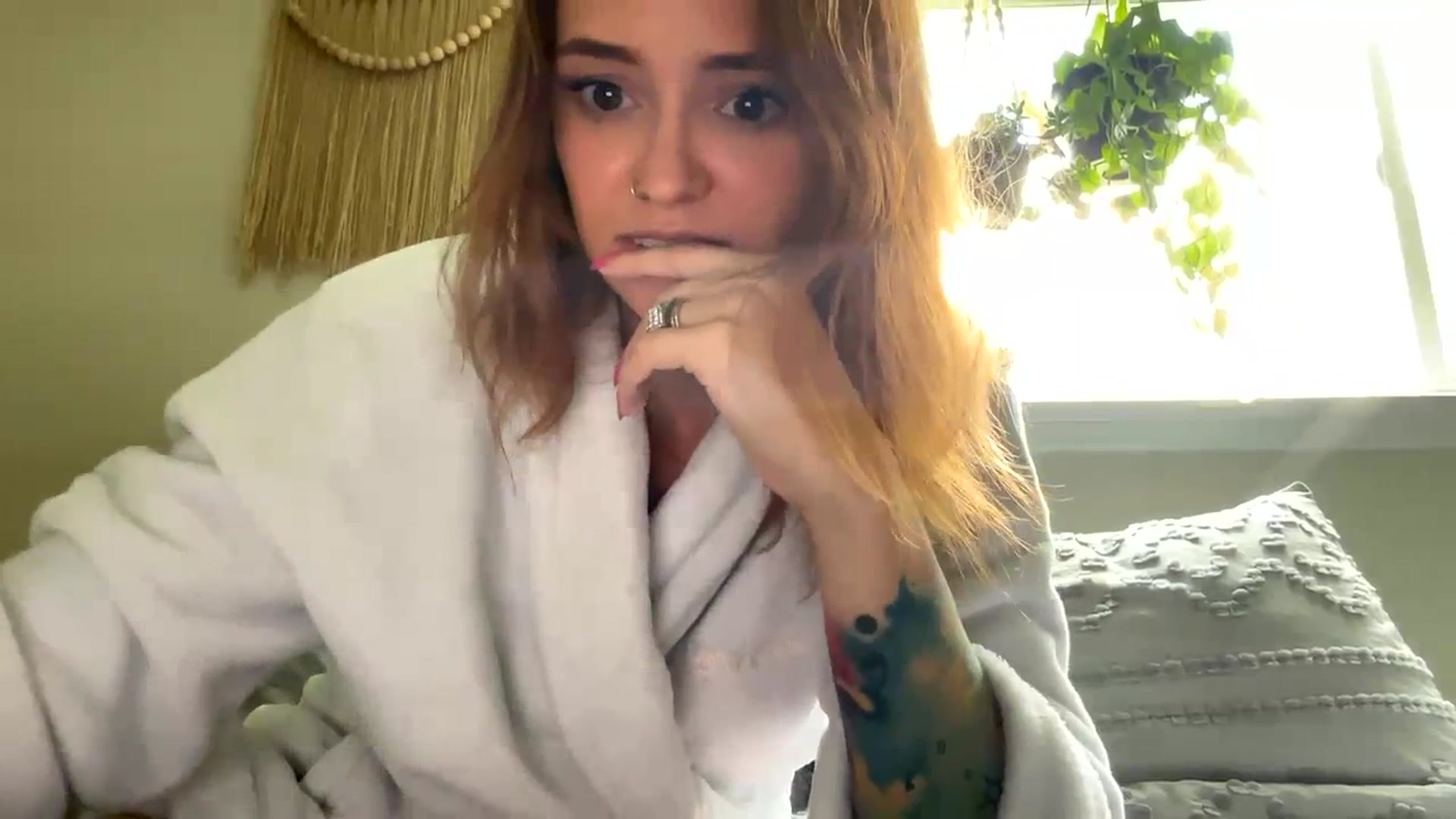 Gallery image thumbnail from Plantbabeee's myfreecams stream on, 07/06/2023, 17:02 image 20 of 20