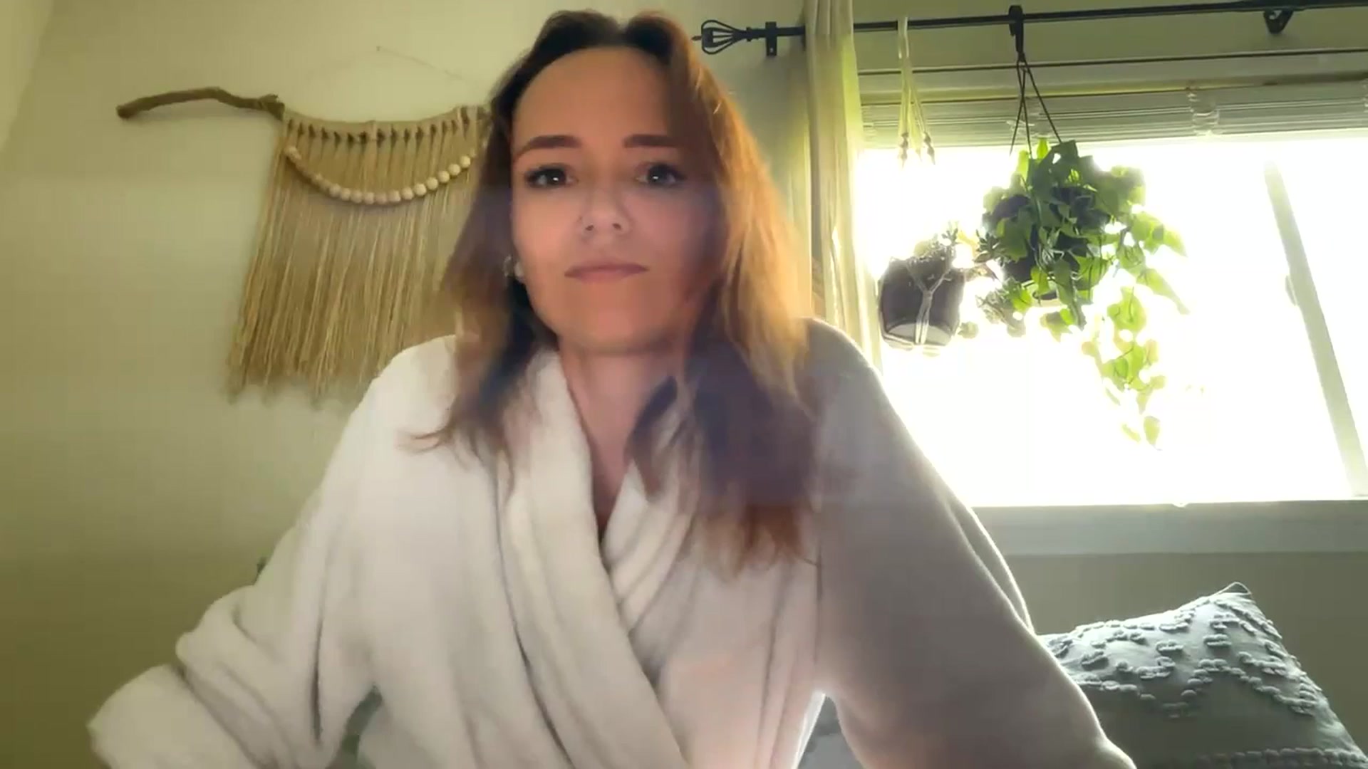 Gallery image thumbnail from Plantbabeee's myfreecams stream on, 07/06/2023, 17:02 image 16 of 20