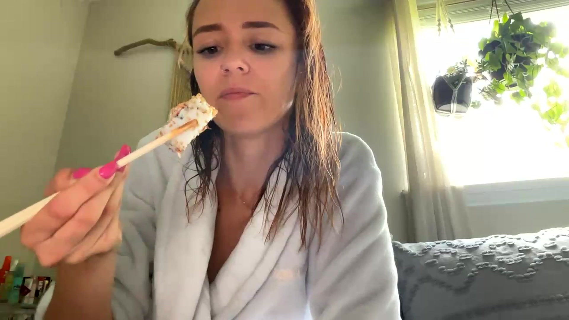 Gallery image thumbnail from Plantbabeee's myfreecams stream on, 07/06/2023, 17:02 image 4 of 20