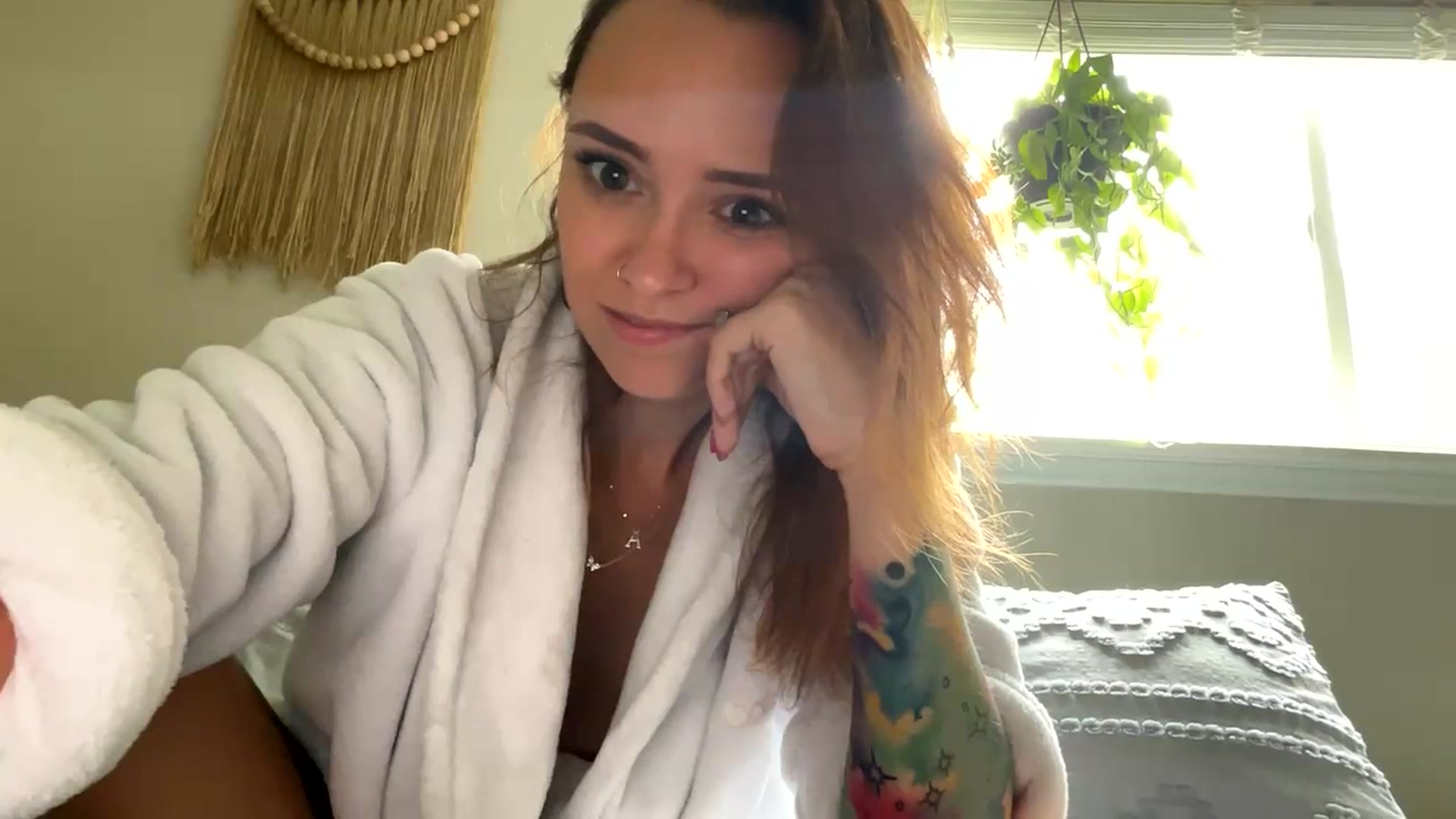 Gallery image thumbnail from Plantbabeee's myfreecams stream on, 07/06/2023, 18:37 image 12 of 20
