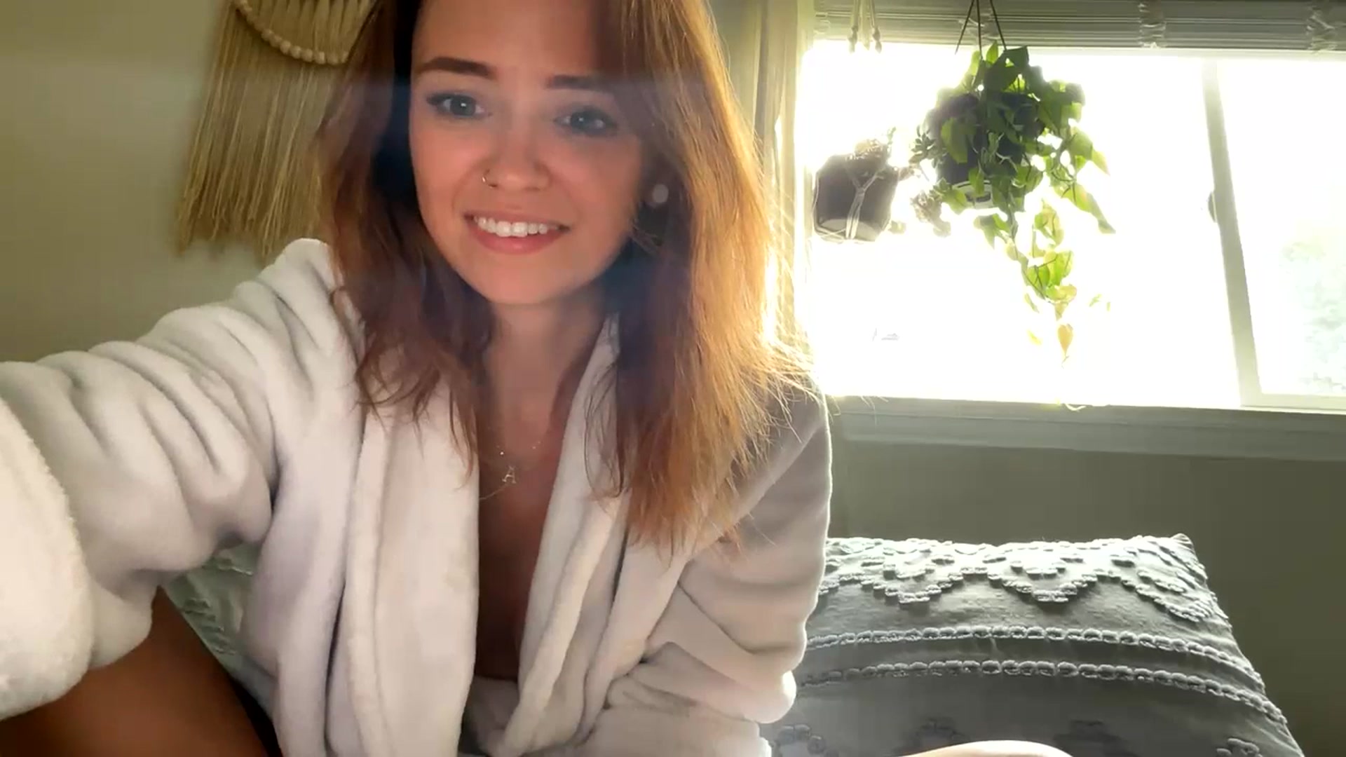Gallery image thumbnail from Plantbabeee's myfreecams stream on, 07/06/2023, 18:37 image 11 of 20