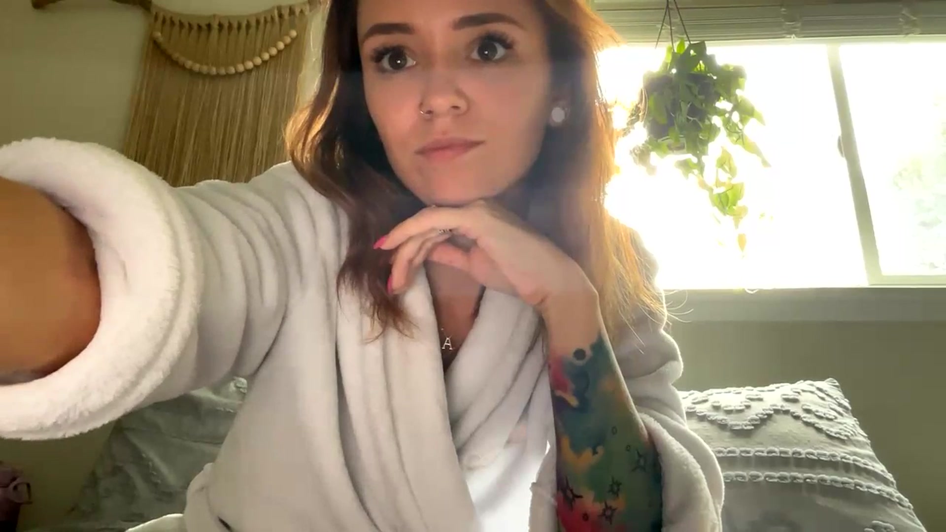 Gallery image thumbnail from Plantbabeee's myfreecams stream on, 07/06/2023, 18:37 image 4 of 20