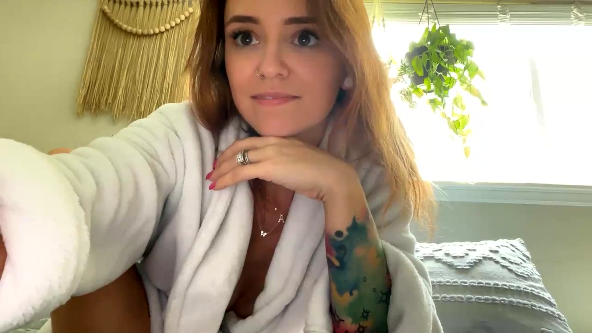 Gallery image thumbnail from Plantbabeee's myfreecams stream on, 07/06/2023, 18:37 image 16 of 20