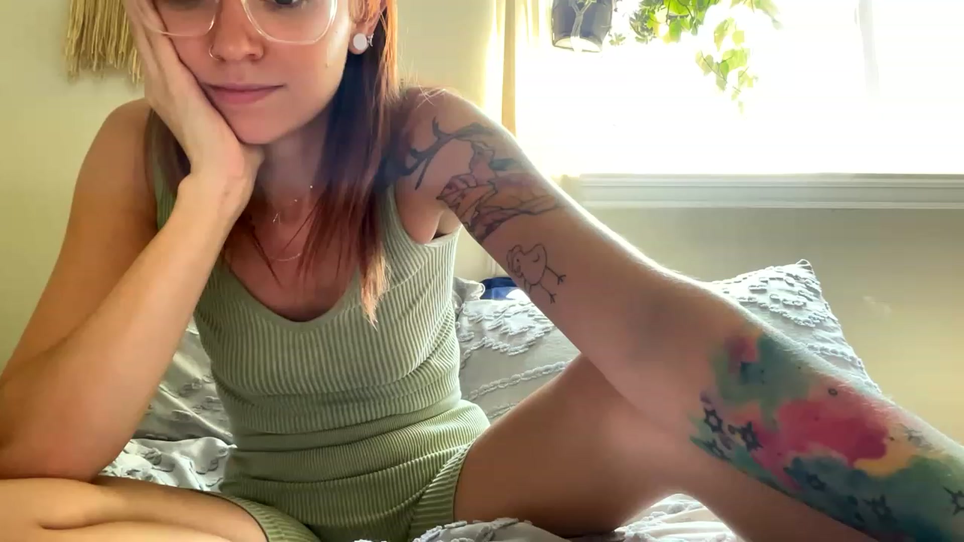 Gallery image thumbnail from Plantbabeee's myfreecams stream on, 07/07/2023, 19:30 image 9 of 20