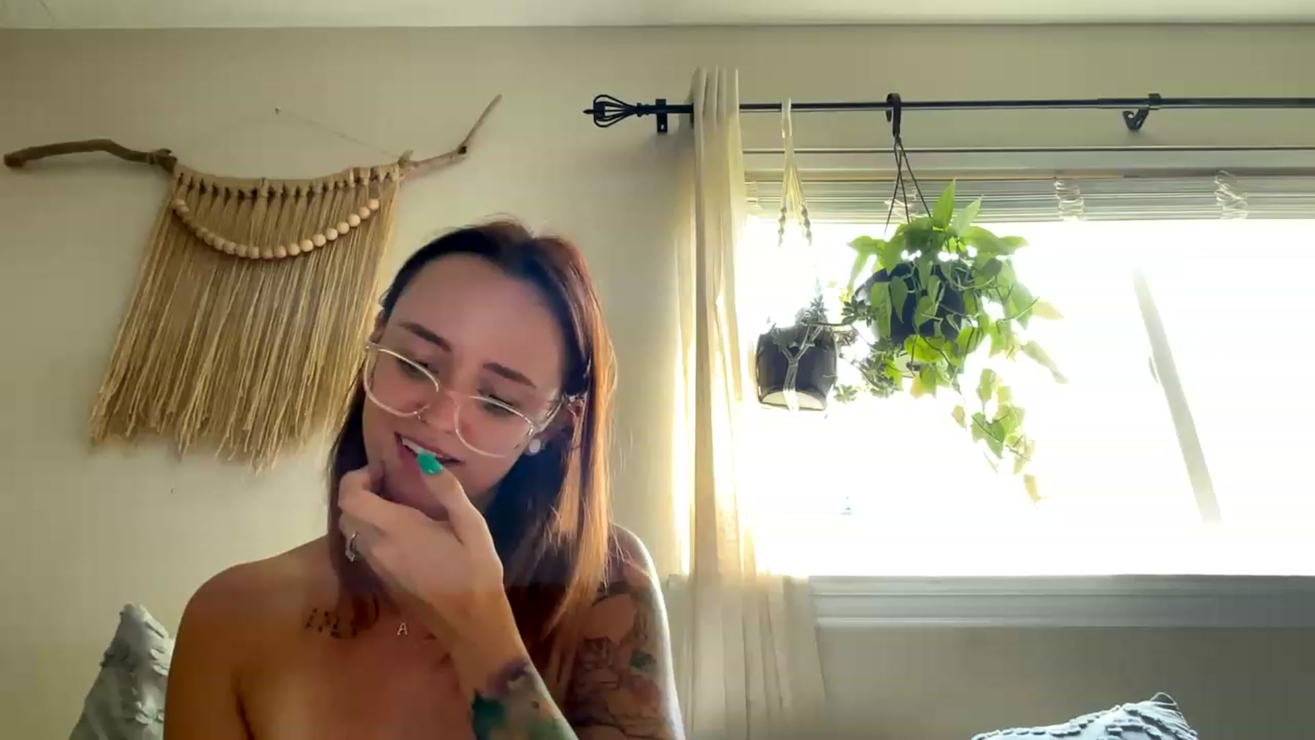 Gallery image thumbnail from Plantbabeee's myfreecams stream on, 07/07/2023, 20:35 image 8 of 20