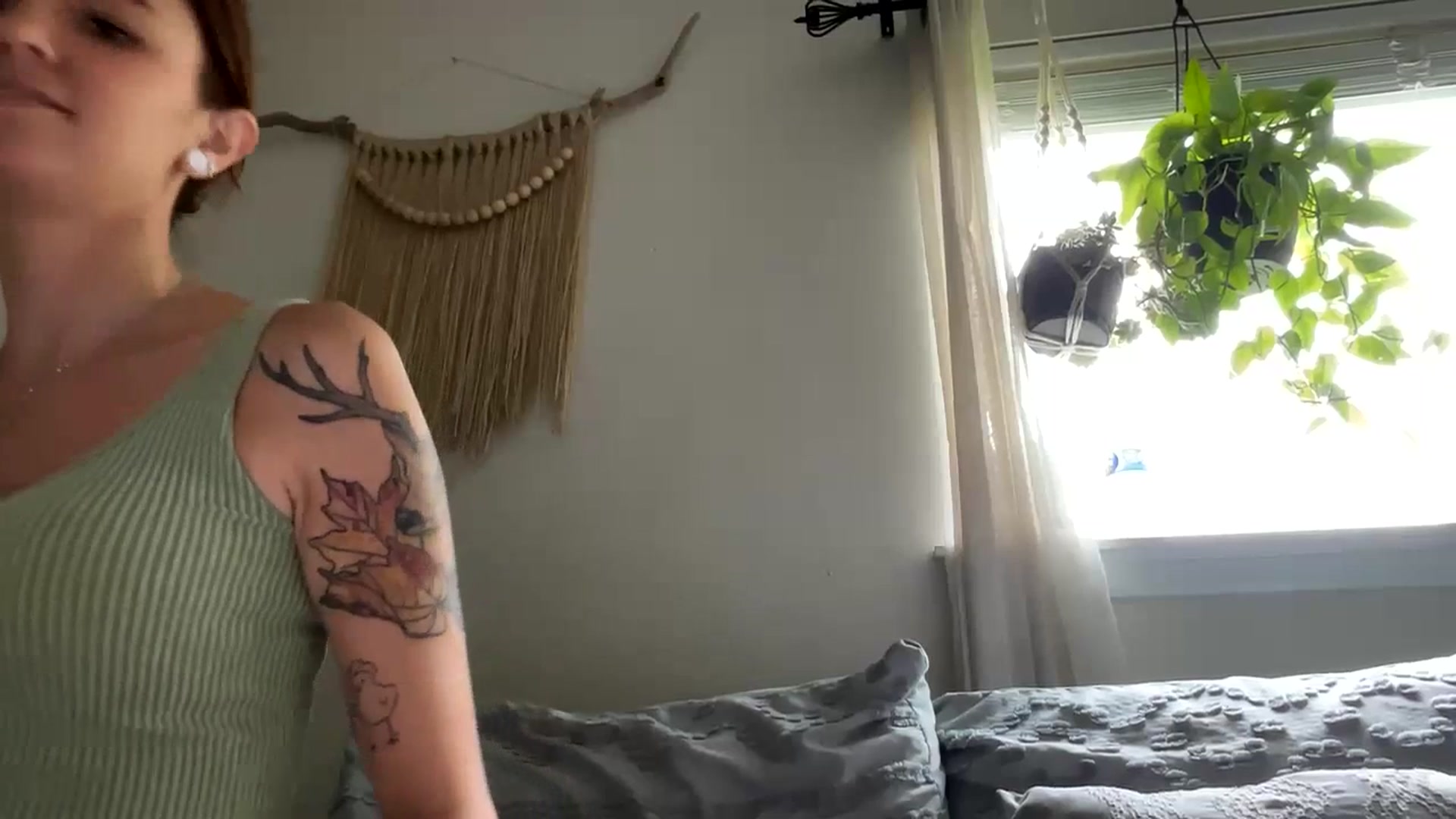 Gallery image thumbnail from Plantbabeee's myfreecams stream on, 07/10/2023, 16:07 image 9 of 20