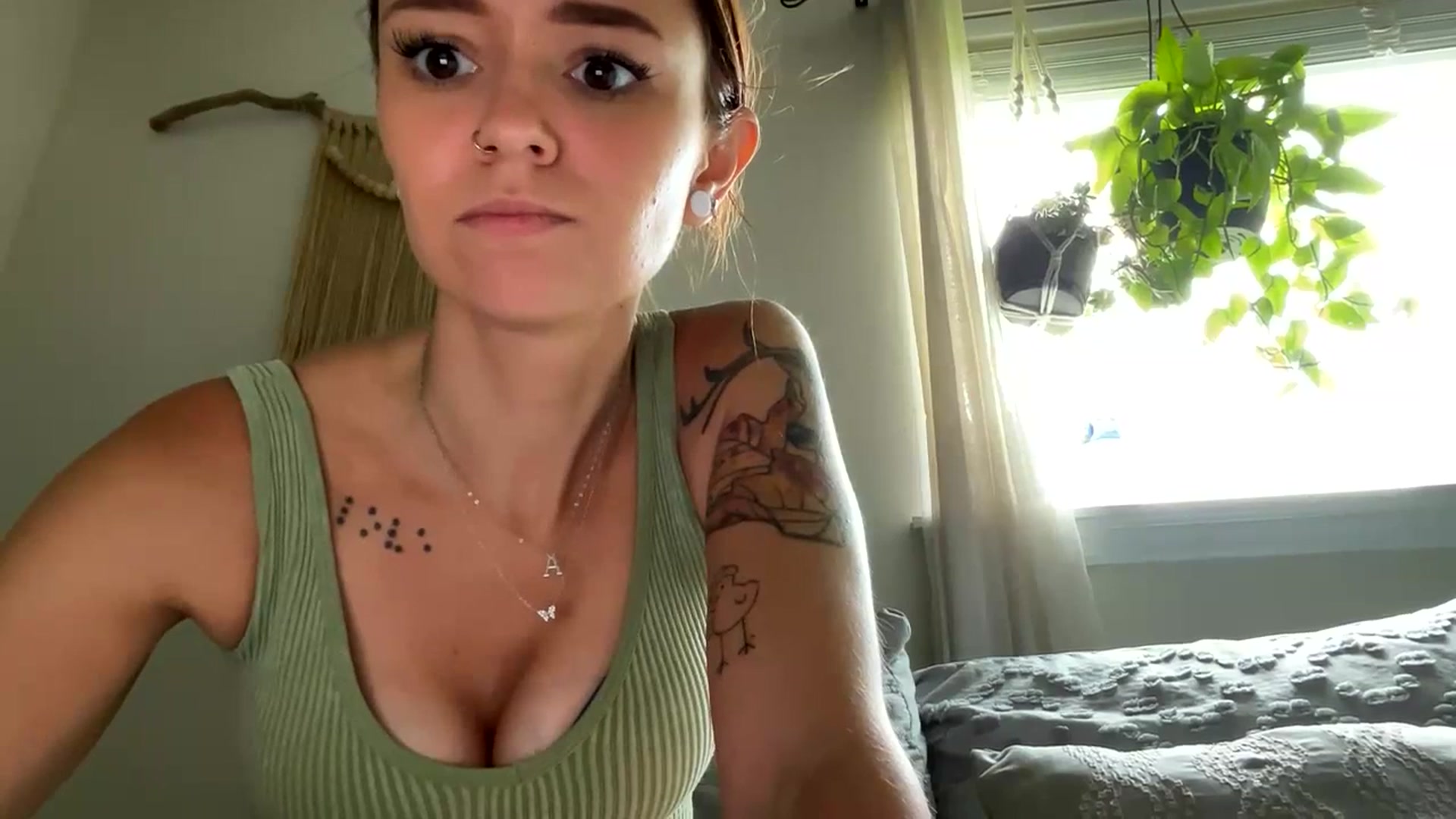 Gallery image thumbnail from Plantbabeee's myfreecams stream on, 07/10/2023, 16:07 image 7 of 20