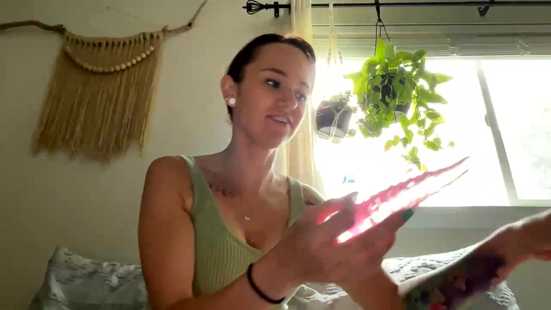 Gallery image thumbnail from Plantbabeee's myfreecams stream on, 07/10/2023, 16:07 image 13 of 20