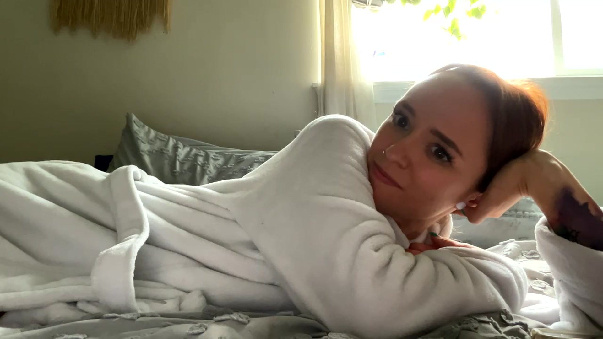 Gallery image thumbnail from Plantbabeee's myfreecams stream on, 07/10/2023, 21:44 image 10 of 20