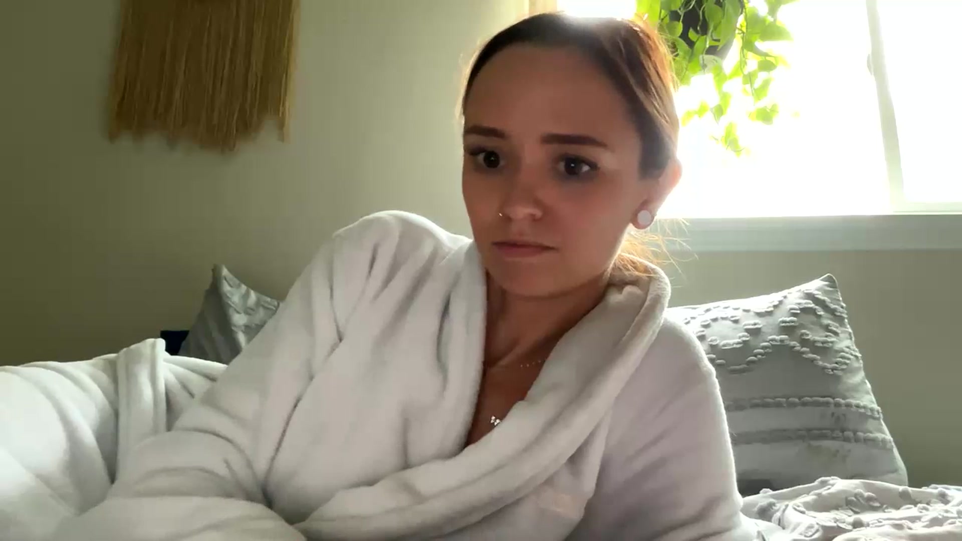 Gallery image thumbnail from Plantbabeee's myfreecams stream on, 07/10/2023, 21:44 image 6 of 20