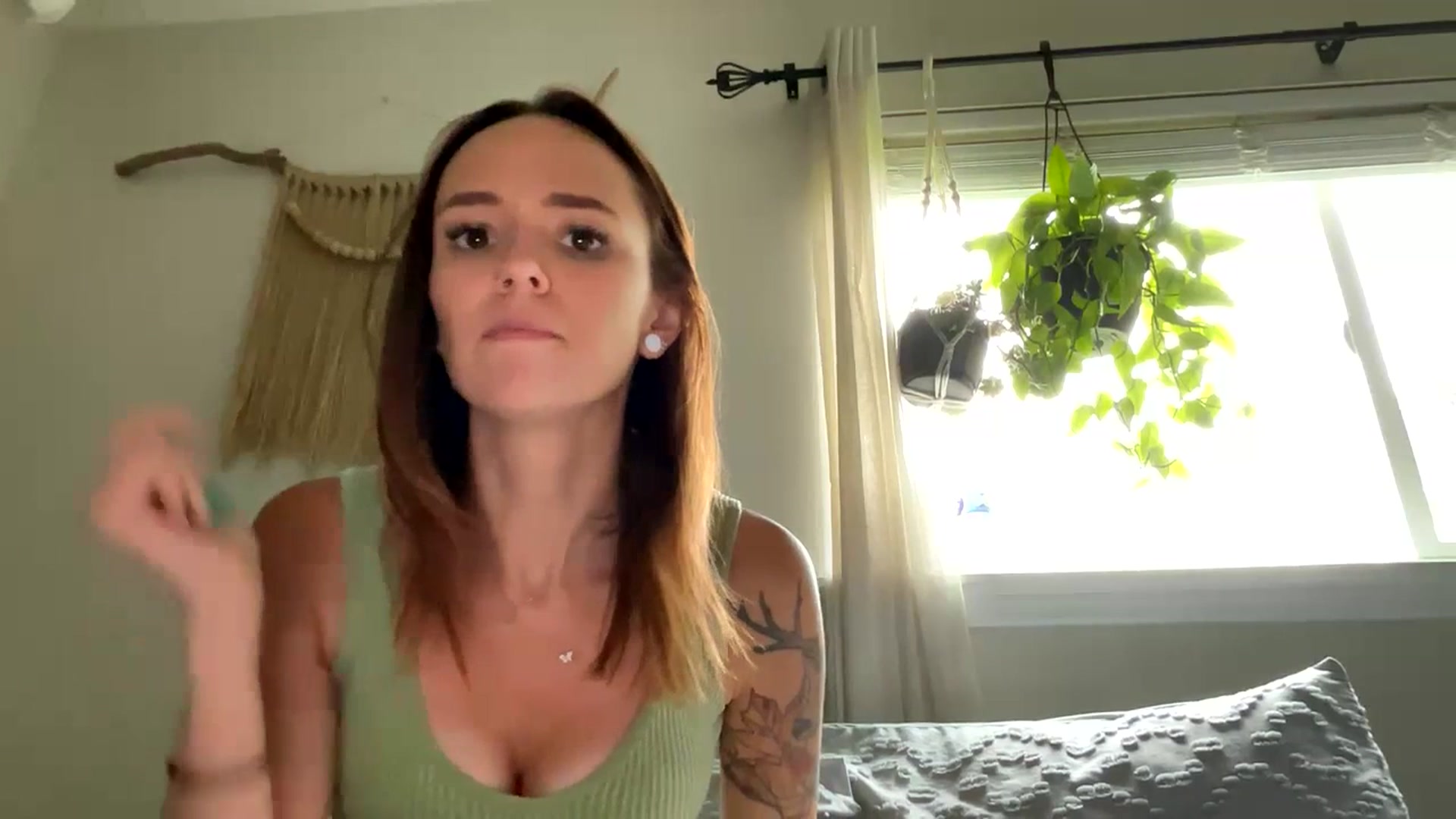 Gallery image thumbnail from Plantbabeee's myfreecams stream on, 07/10/2023, 22:06 image 20 of 20