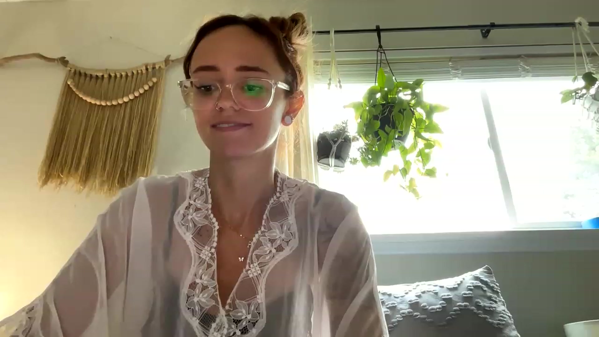 Gallery image thumbnail from Plantbabeee's myfreecams stream on, 07/12/2023, 17:22 image 5 of 20