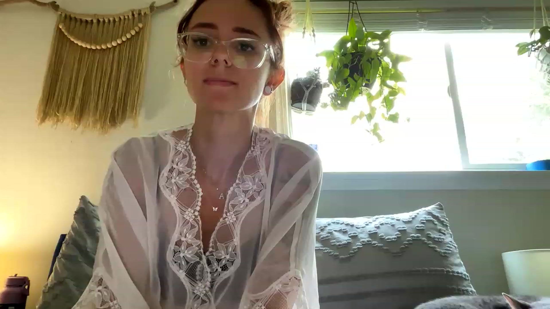 Gallery image thumbnail from Plantbabeee's myfreecams stream on, 07/12/2023, 17:22 image 9 of 20