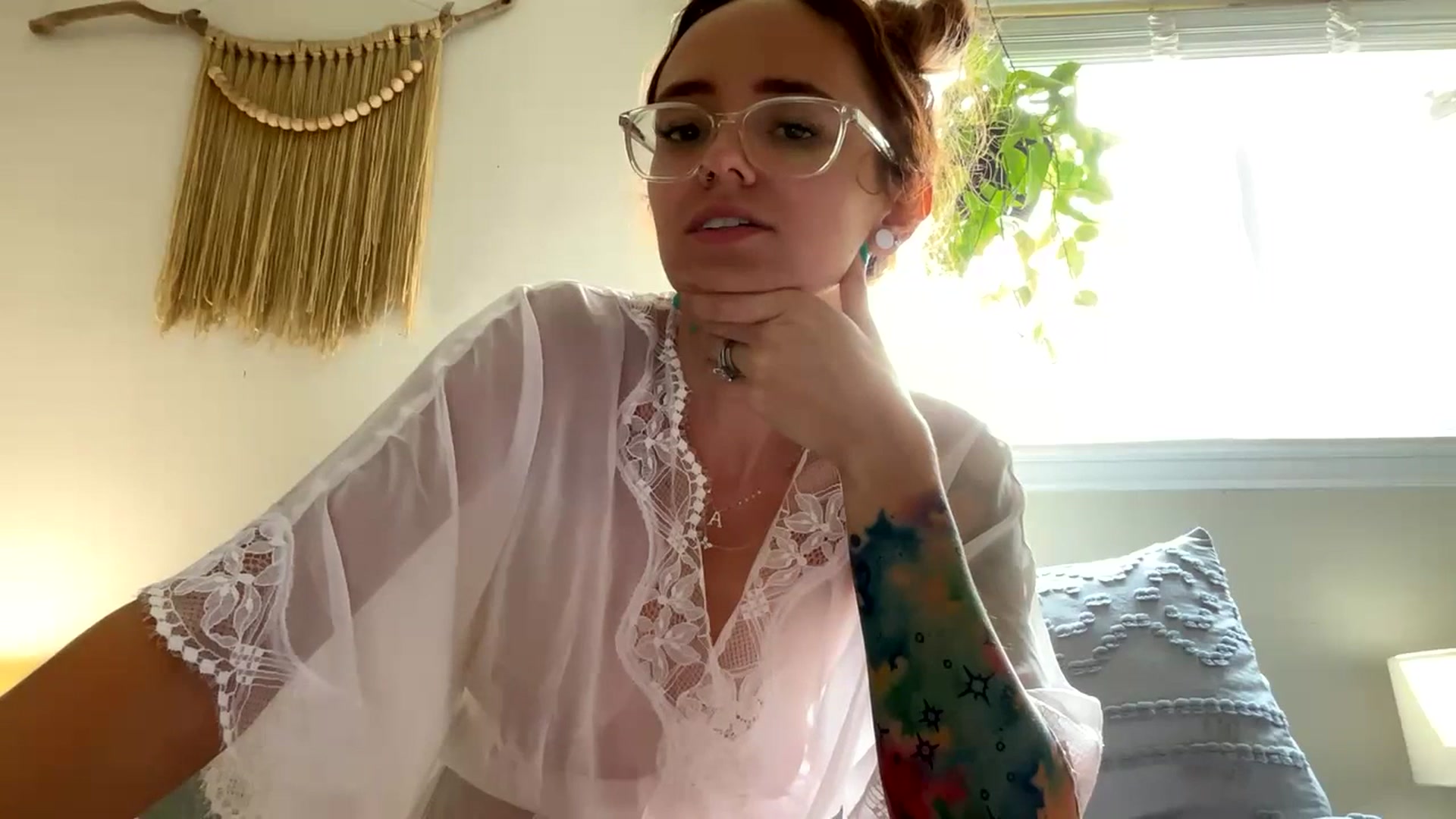 Gallery image thumbnail from Plantbabeee's myfreecams stream on, 07/12/2023, 20:12 image 2 of 20