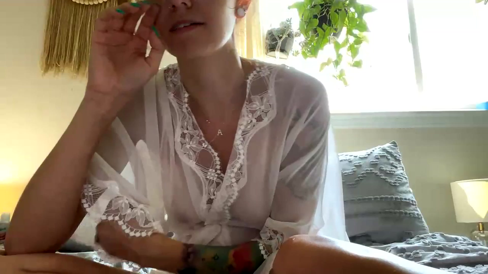 Gallery image thumbnail from Plantbabeee's myfreecams stream on, 07/12/2023, 20:39 image 1 of 20