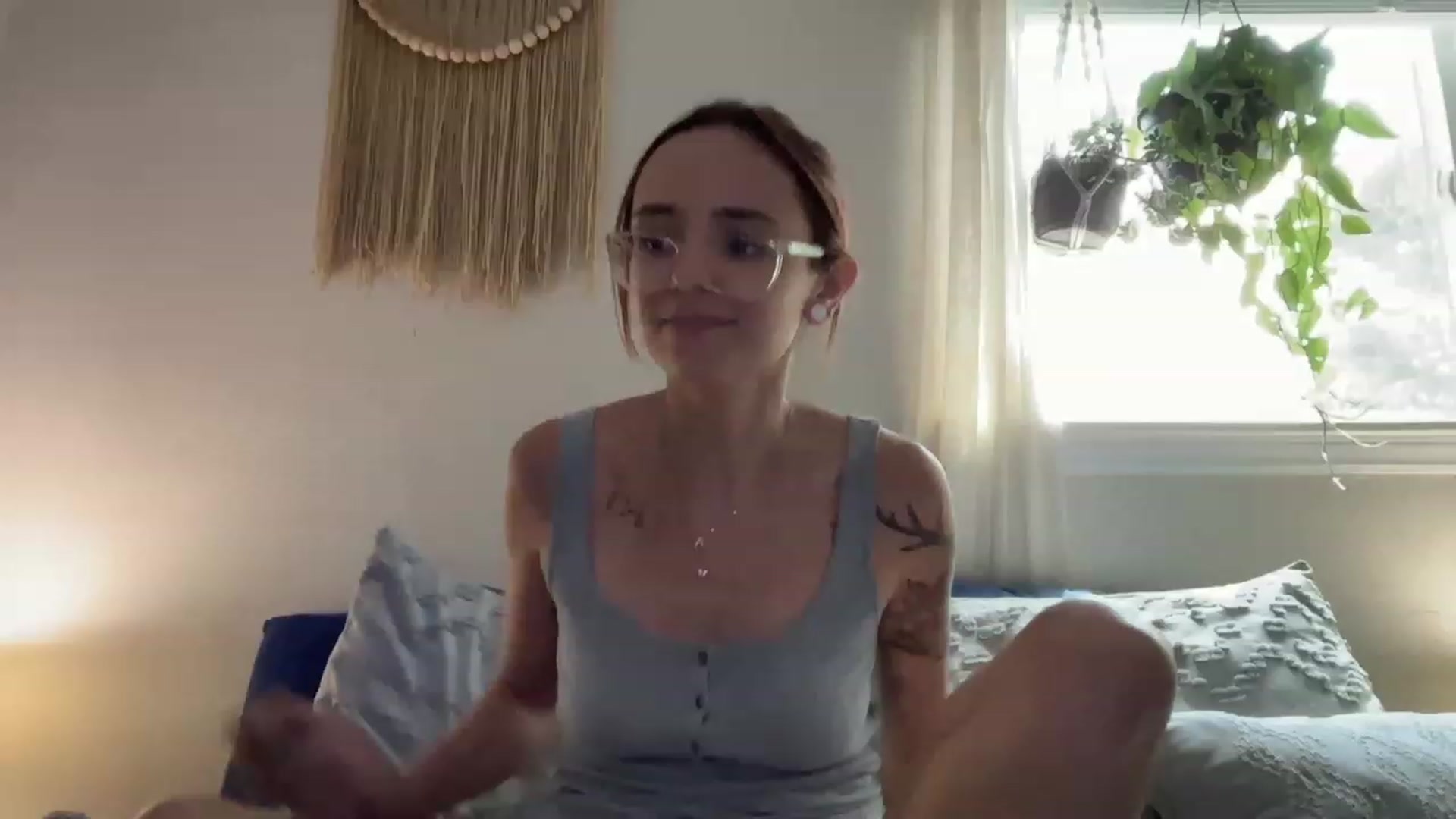 Gallery image thumbnail from Plantbabeee's myfreecams stream on, 07/20/2023, 18:34 image 14 of 20