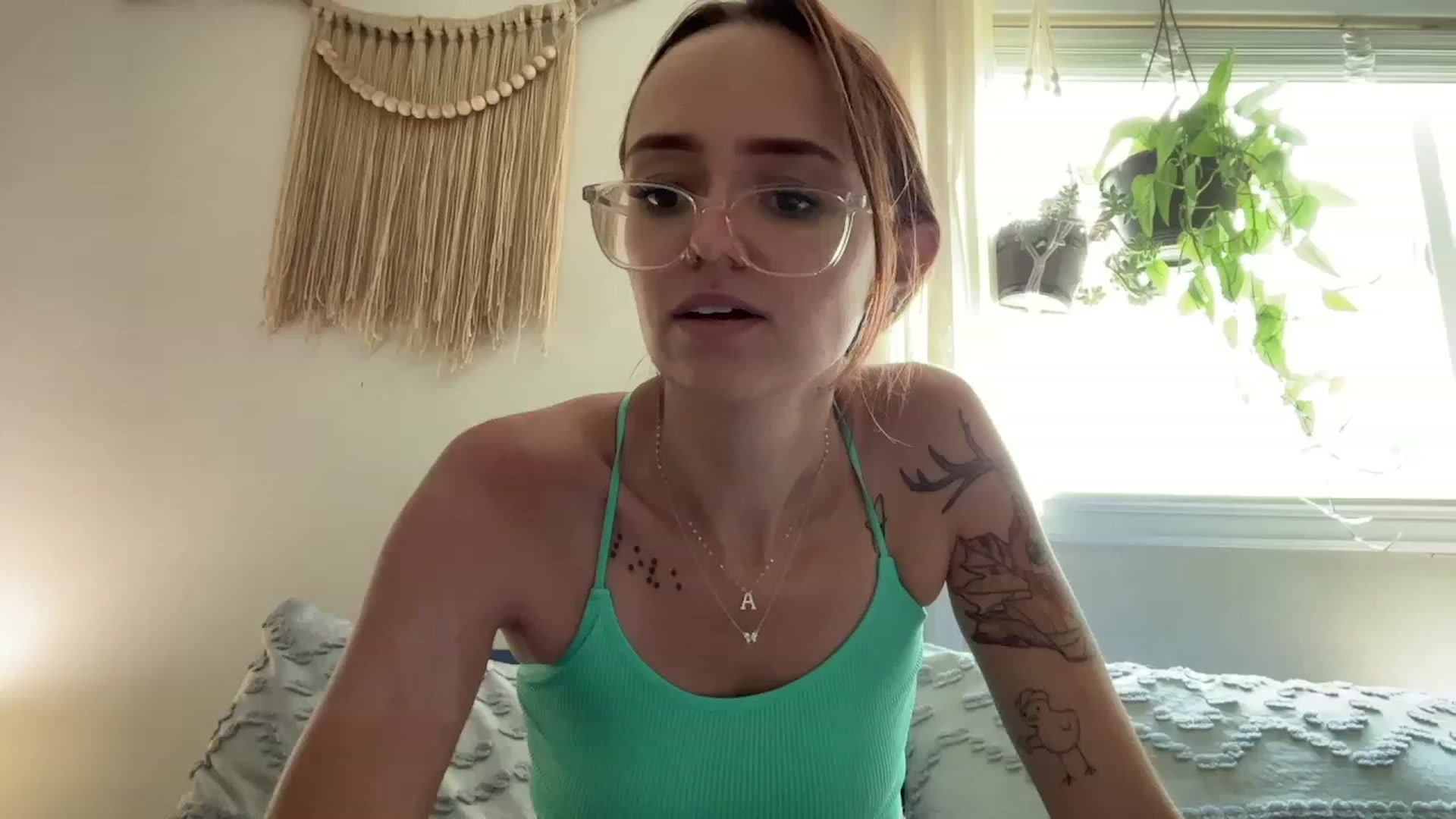 Gallery image thumbnail from Plantbabeee's myfreecams stream on, 07/25/2023, 18:53 image 3 of 20