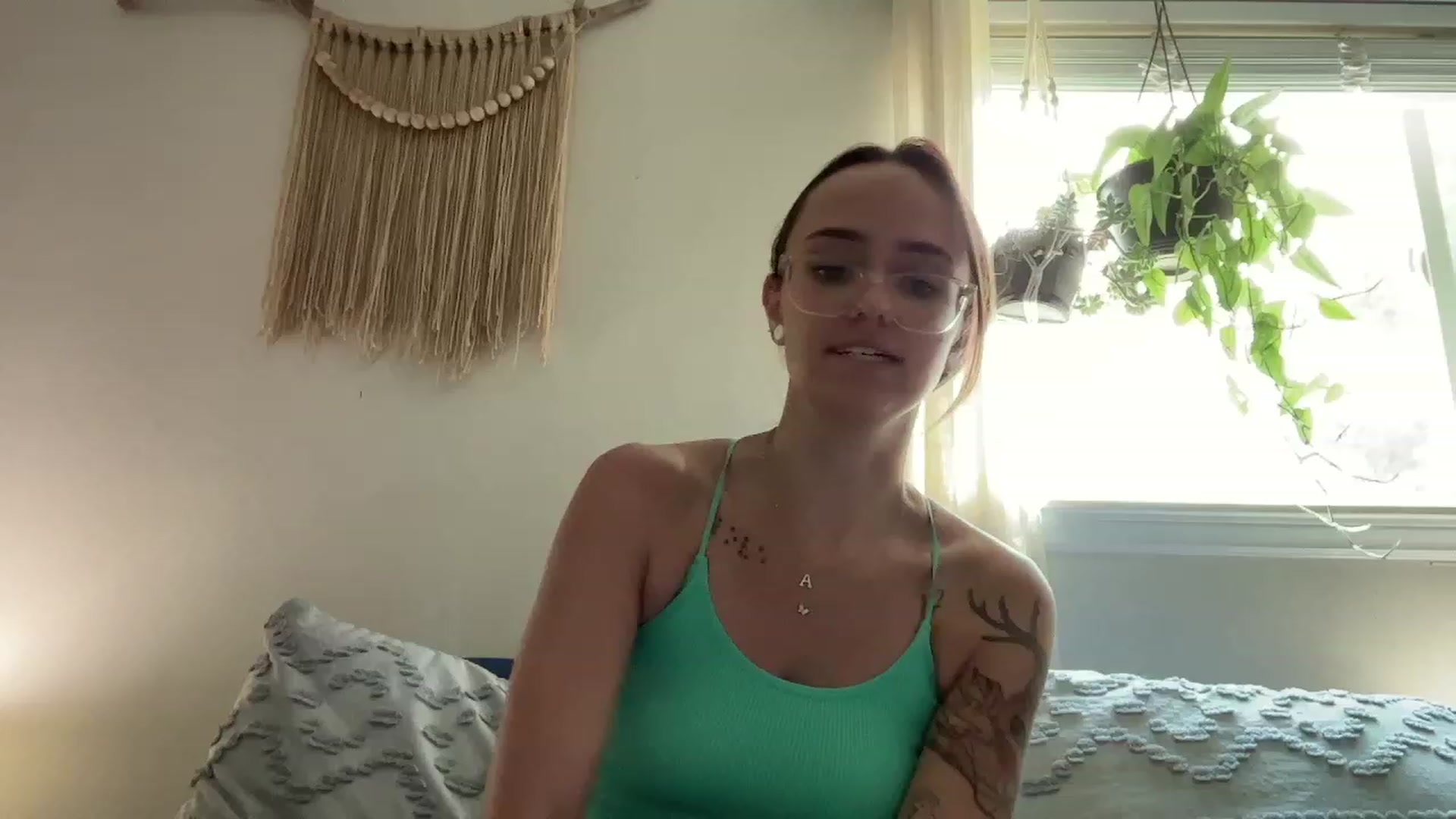 Gallery image thumbnail from Plantbabeee's myfreecams stream on, 07/25/2023, 18:53 image 2 of 20