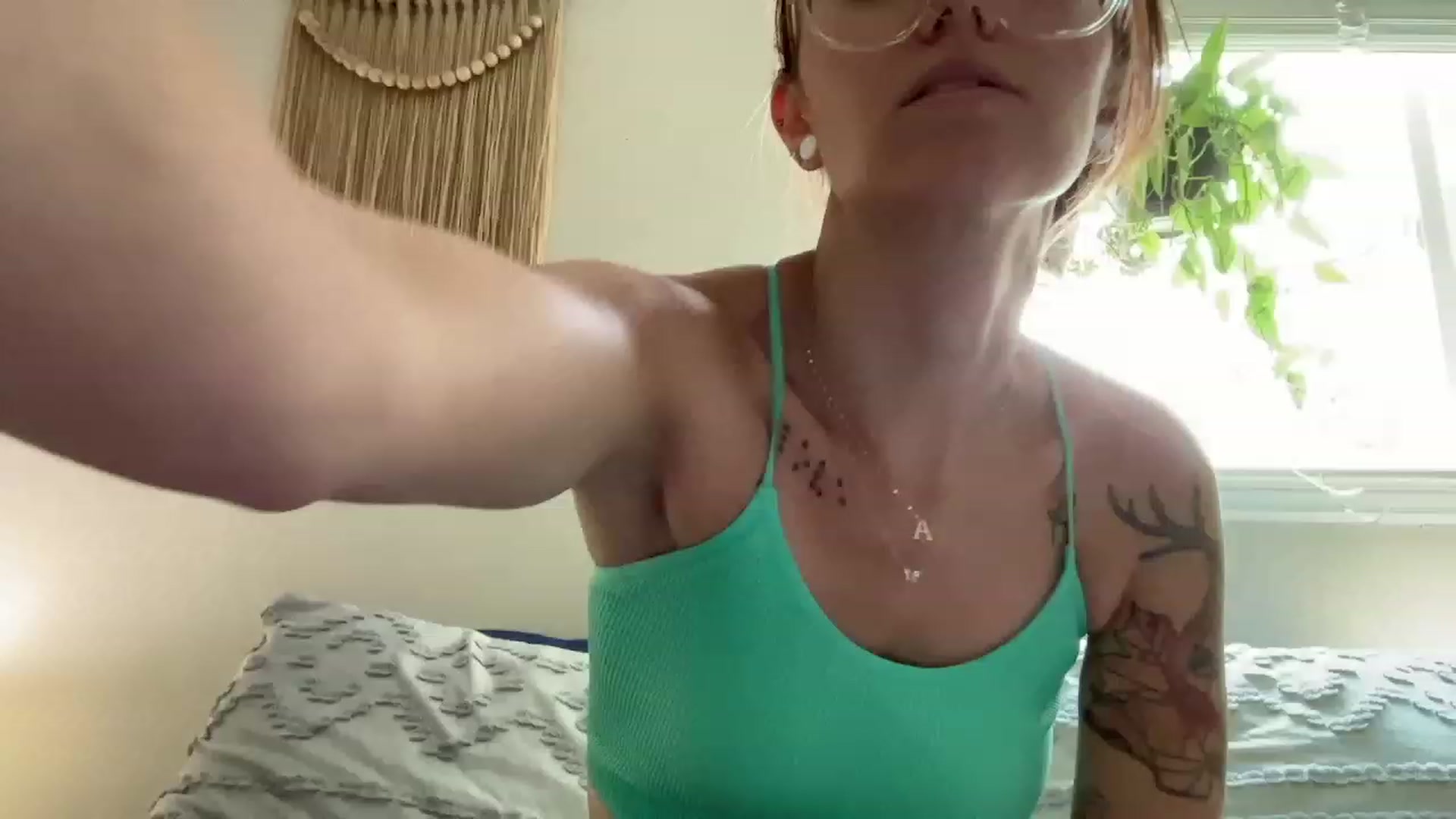 Gallery image thumbnail from Plantbabeee's myfreecams stream on, 07/25/2023, 18:53 image 6 of 20