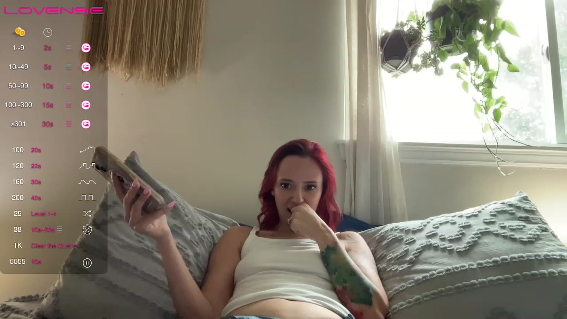 Gallery image thumbnail from Plantbabeee's myfreecams stream on, 07/28/2023, 18:51 image 15 of 20