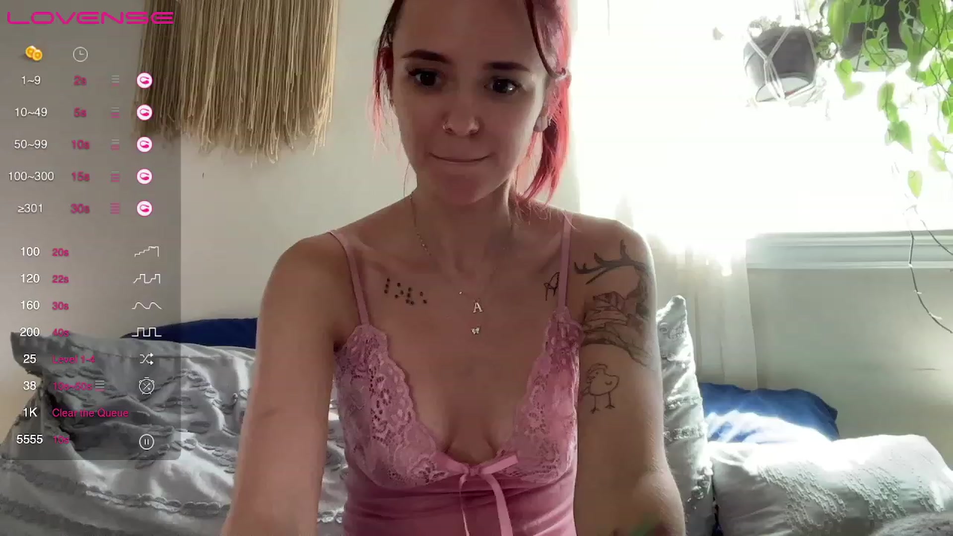 Gallery image thumbnail from Plantbabeee's myfreecams stream on, 08/10/2023, 21:40 image 6 of 20