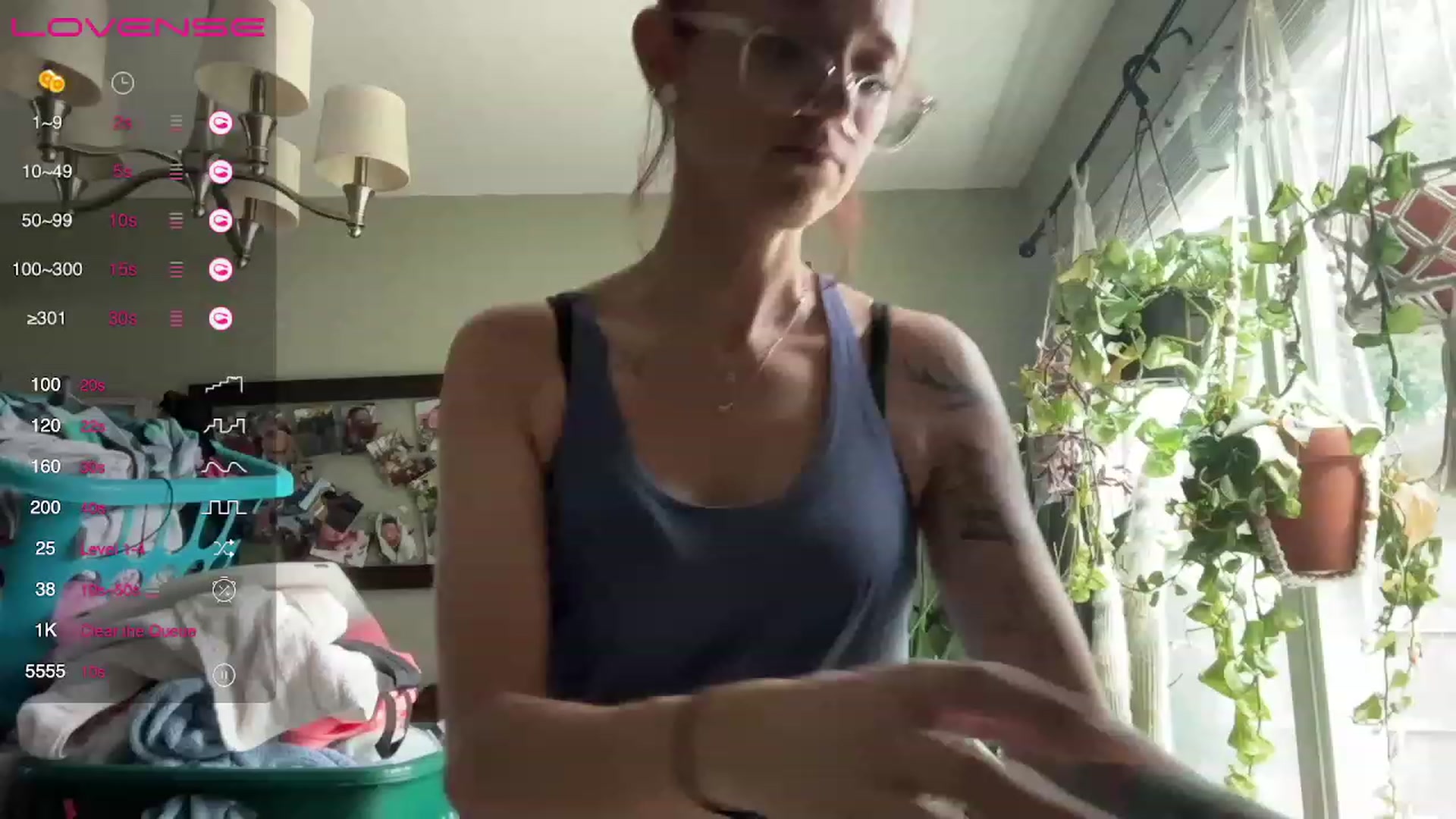 Gallery image thumbnail from Plantbabeee's myfreecams stream on, 08/11/2023, 19:59 image 16 of 20