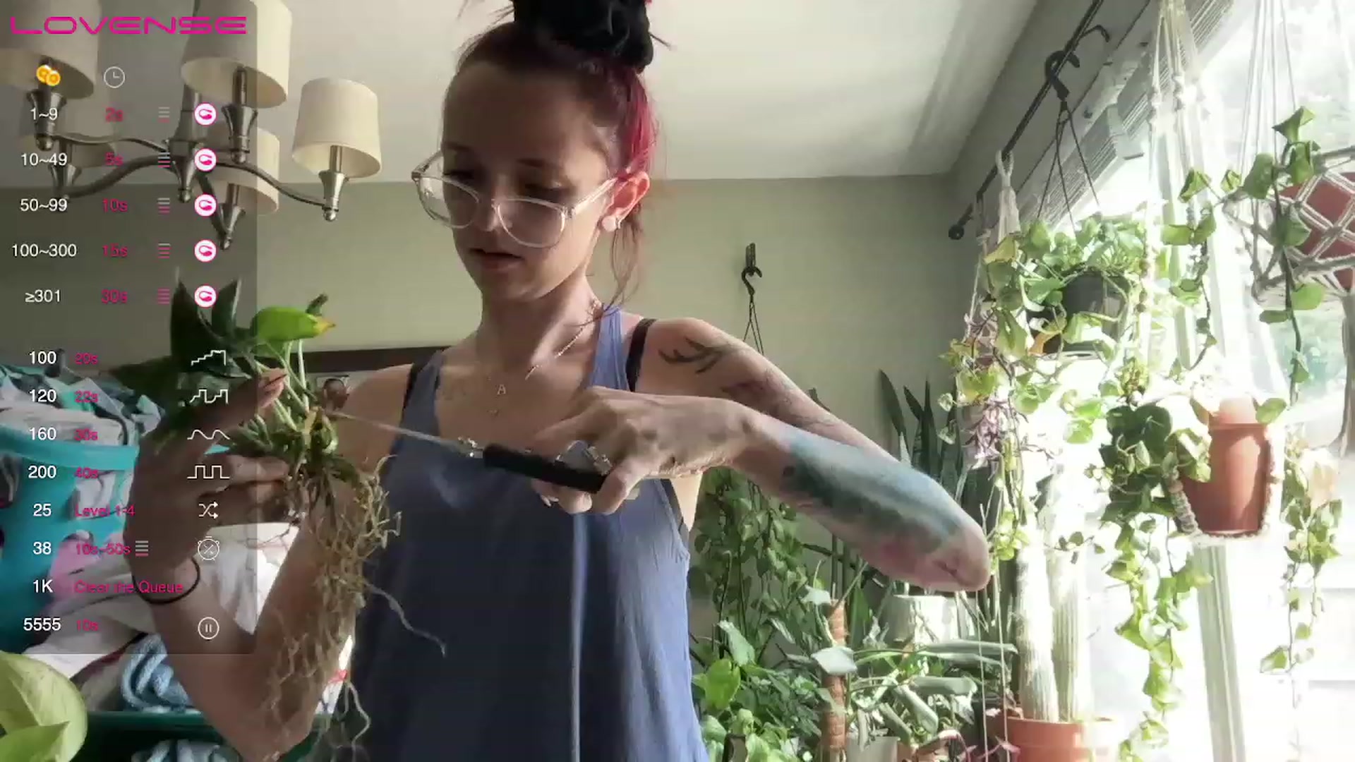 Gallery image thumbnail from Plantbabeee's myfreecams stream on, 08/11/2023, 19:59 image 14 of 20