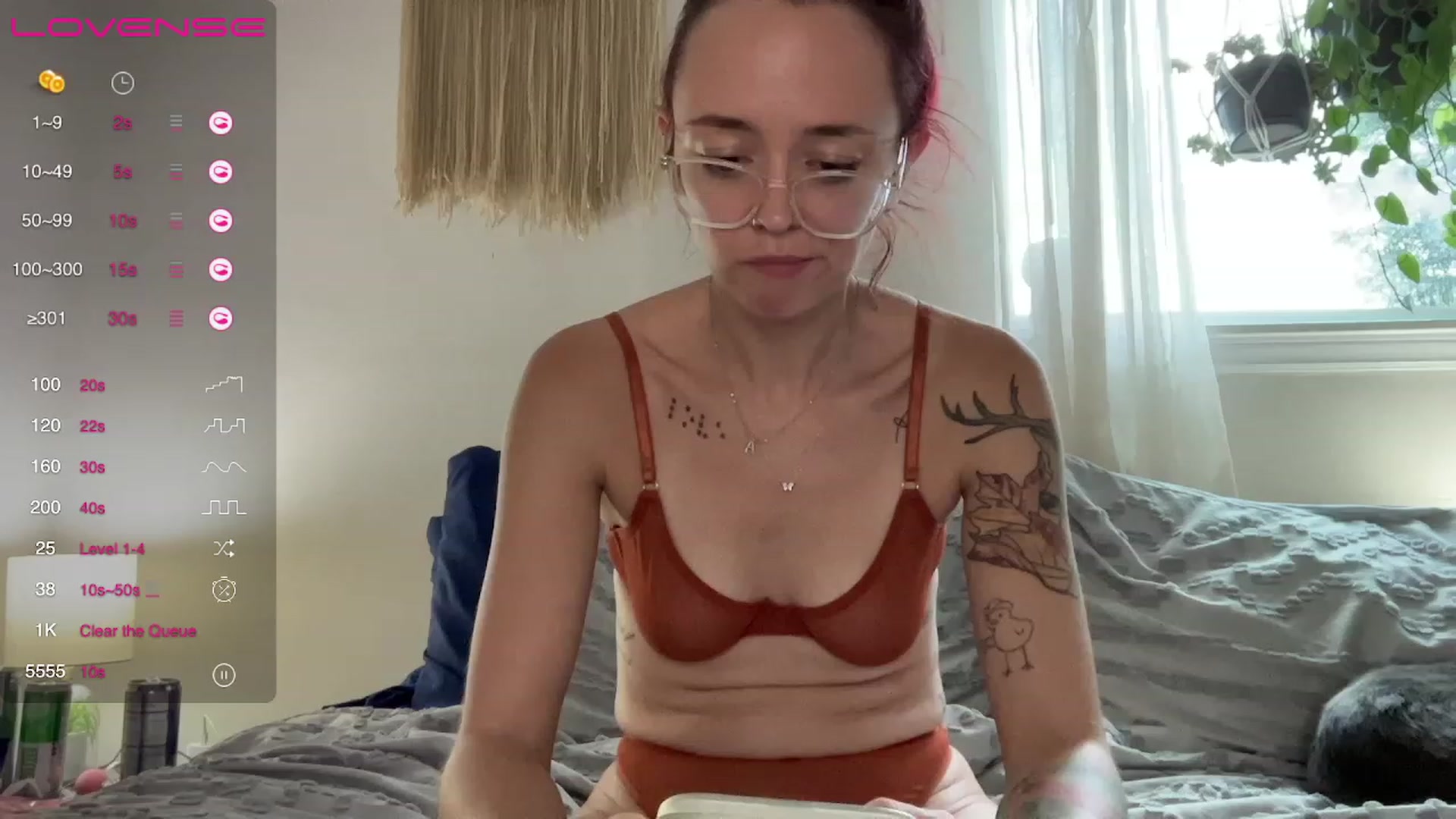 Gallery image thumbnail from Plantbabeee's myfreecams stream on, 08/16/2023, 22:31 image 5 of 20