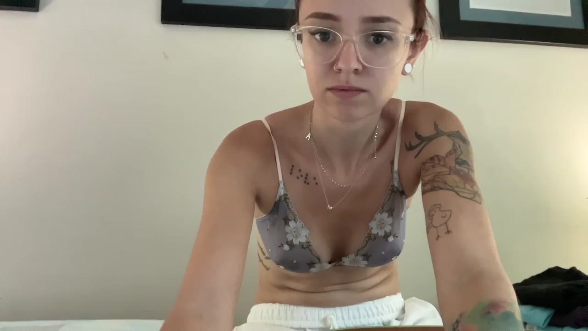 Gallery image thumbnail from Plantbabeee's myfreecams stream on, 09/08/2023, 19:01 image 12 of 20