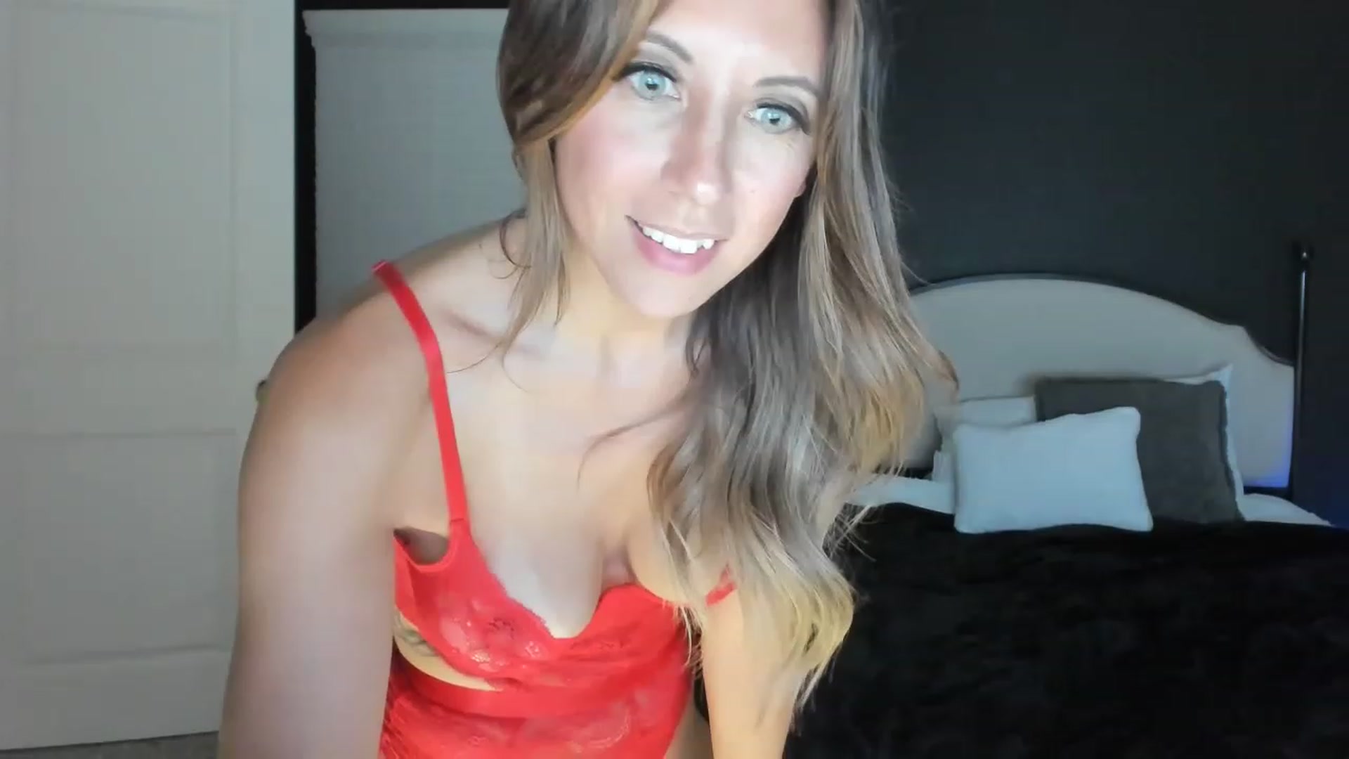 Gallery image thumbnail from Platinum30DDD's myfreecams stream on, 05/13/2023, 02:44 image 5 of 20