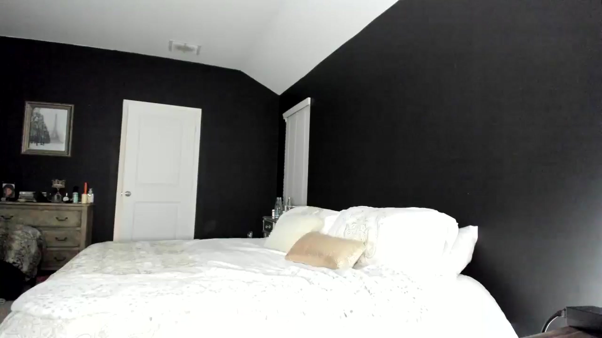 Gallery image thumbnail from Platinum30DDD's myfreecams stream on, 04/30/2025, 05:16 image 18 of 20