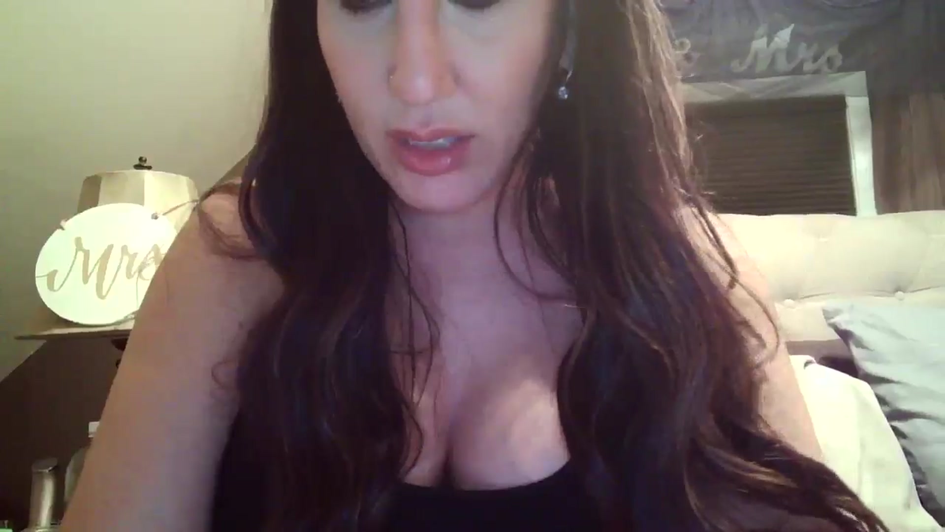 Gallery image thumbnail from PlayBoiBunnii's myfreecams stream on, 03/20/2025, 24:43 image 18 of 20