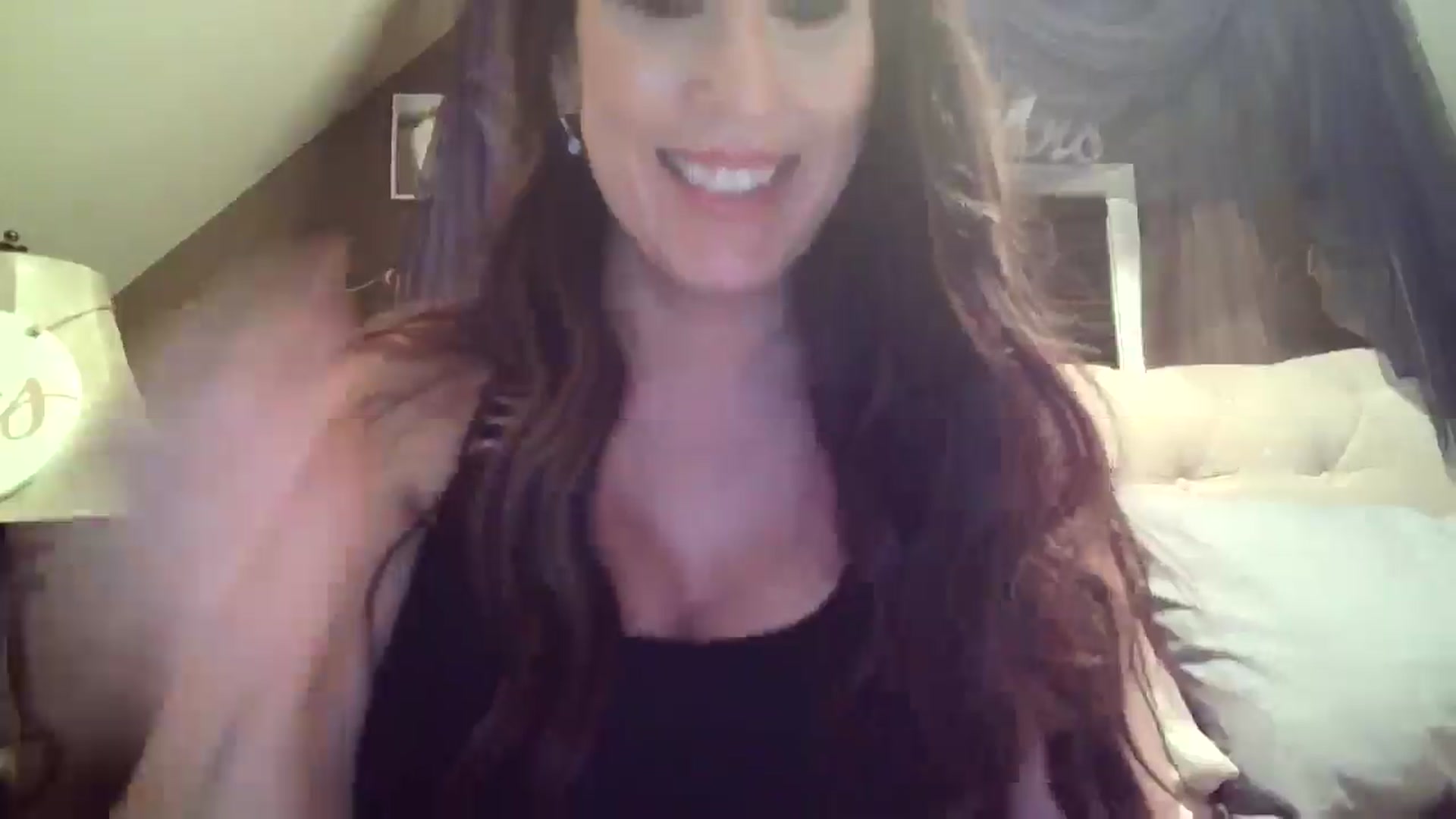 Gallery image thumbnail from PlayBoiBunnii's myfreecams stream on, 03/20/2025, 24:43 image 8 of 20