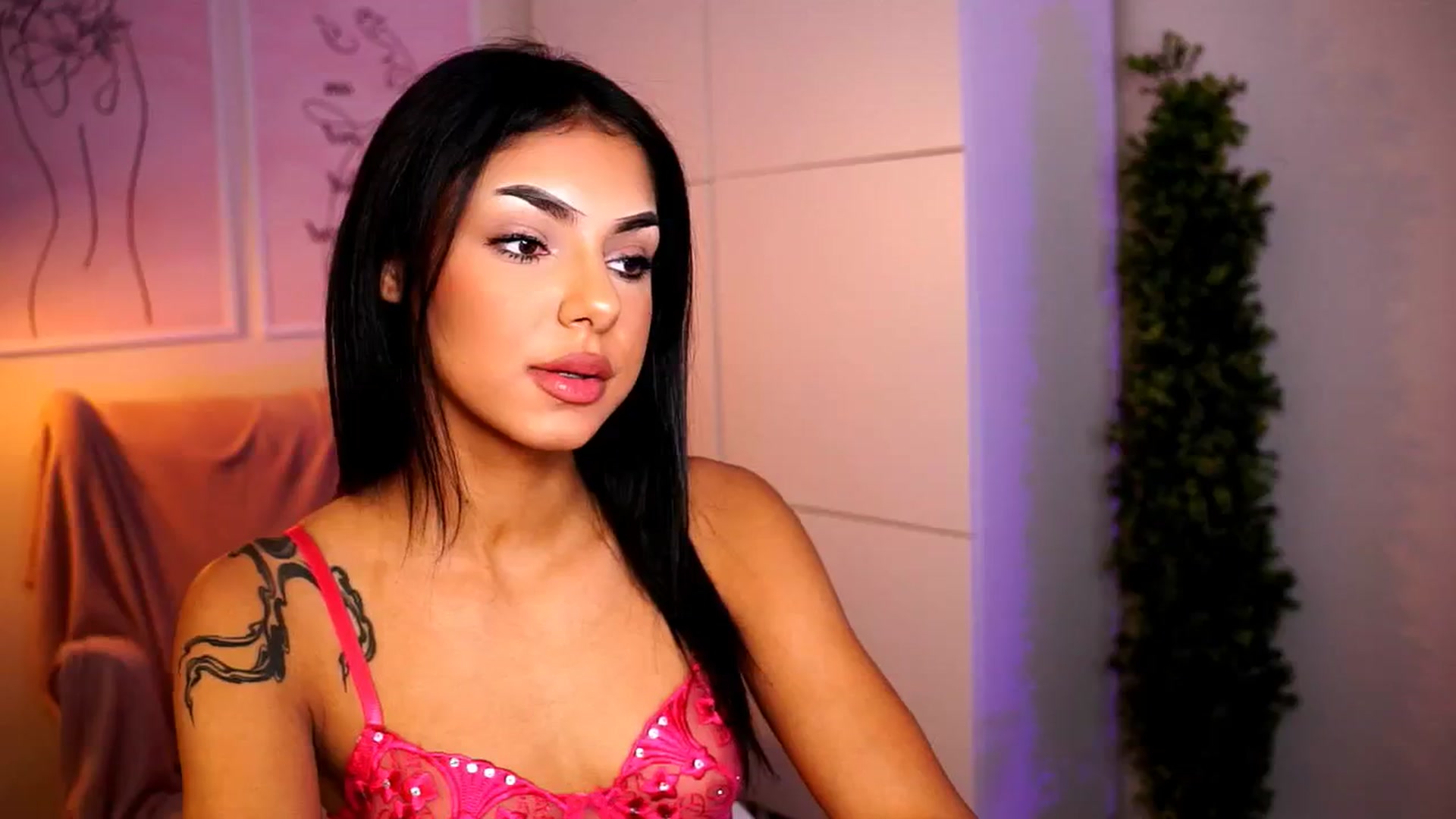 Gallery image thumbnail from Playfuljust18's myfreecams stream on, 06/01/2024, 20:28 image 5 of 20