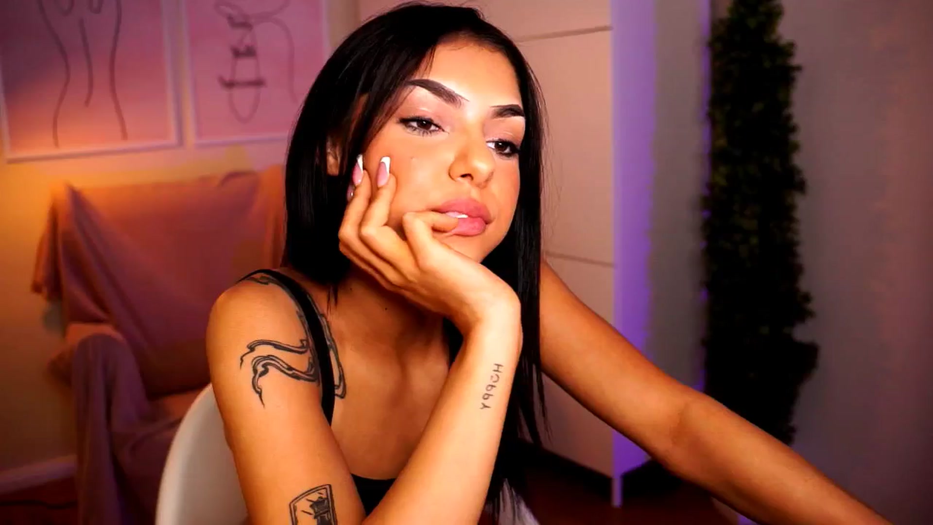 Gallery image thumbnail from Playfuljust18's myfreecams stream on, 06/02/2024, 14:21 image 14 of 20
