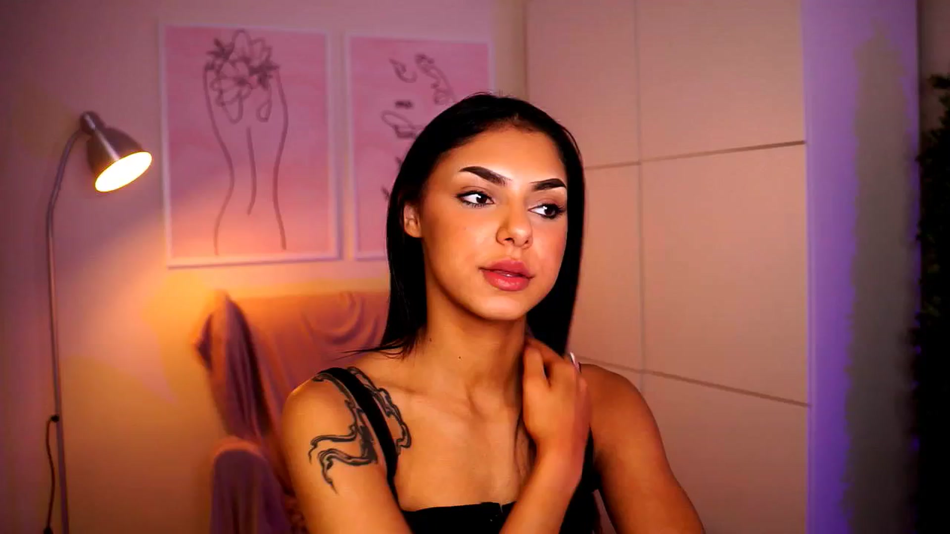 Gallery image thumbnail from Playfuljust18's myfreecams stream on, 06/02/2024, 17:06 image 20 of 20