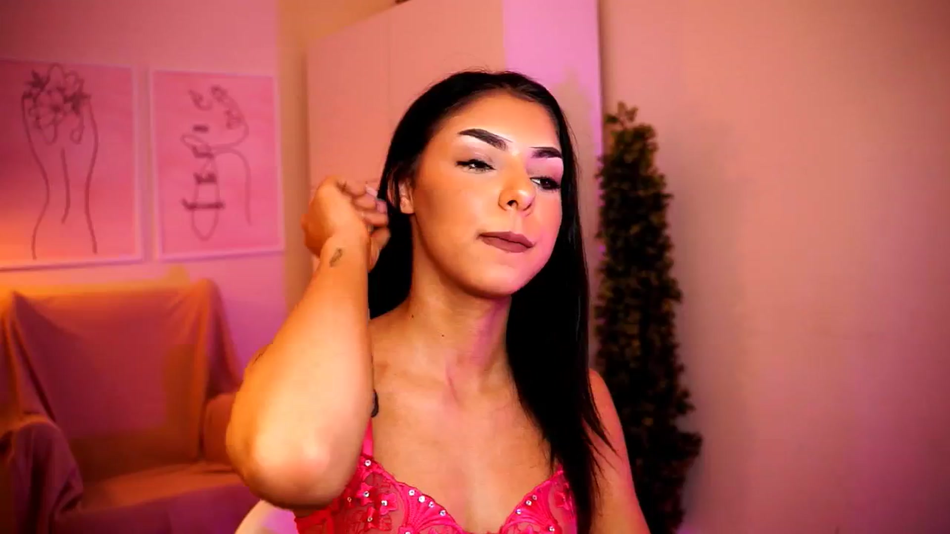 Gallery image thumbnail from Playfuljust18's myfreecams stream on, 06/06/2024, 17:02 image 16 of 20