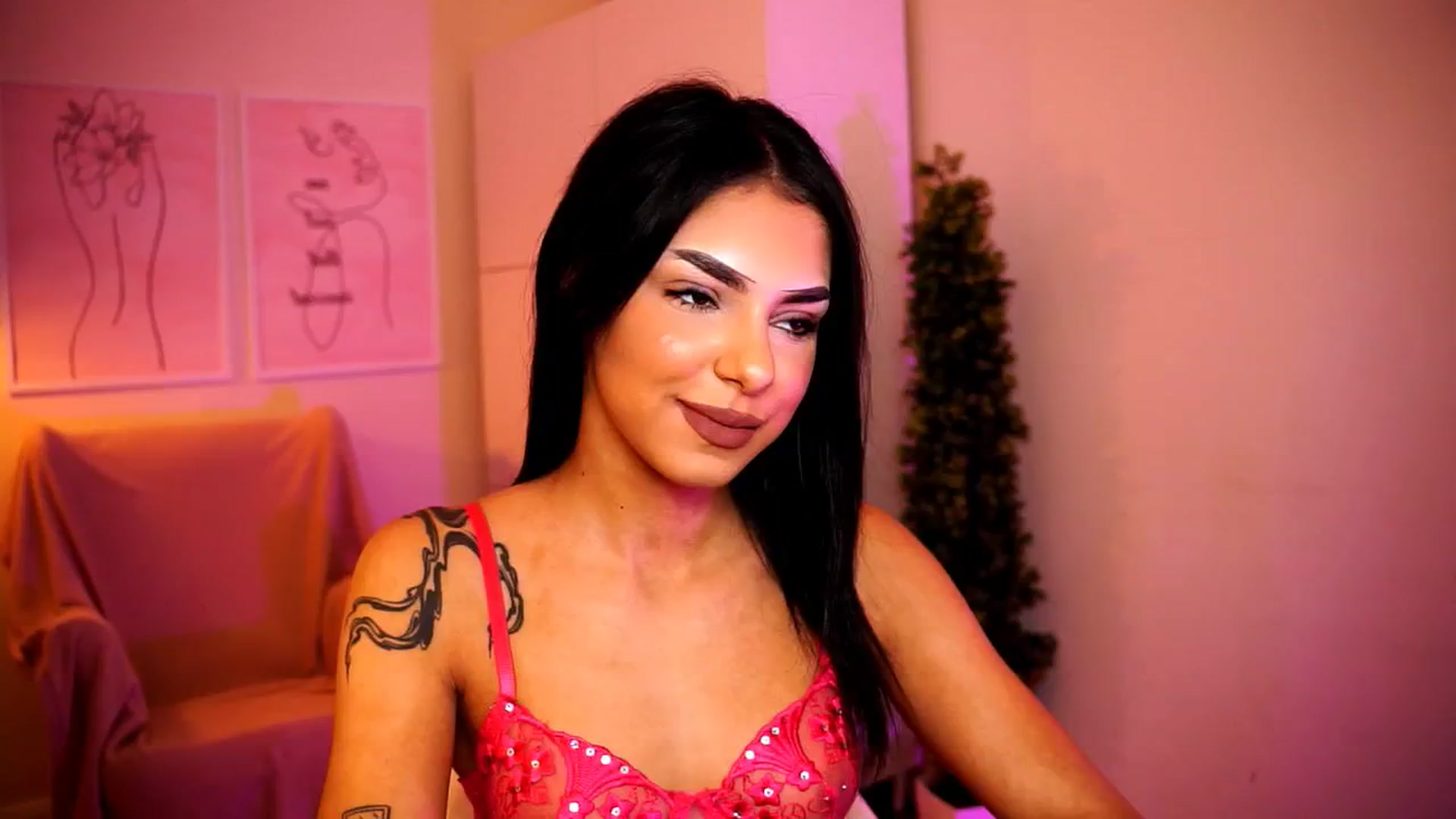 Gallery image thumbnail from Playfuljust18's myfreecams stream on, 06/06/2024, 17:02 image 6 of 20